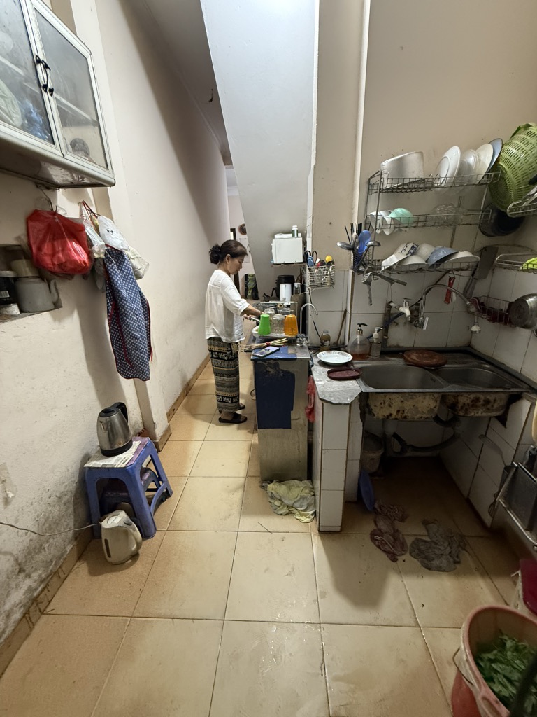 Bán nhà Đại La - diện tích 65m2 5 tầng - Mặt phố hàng hiếm - giá 31 tỷ