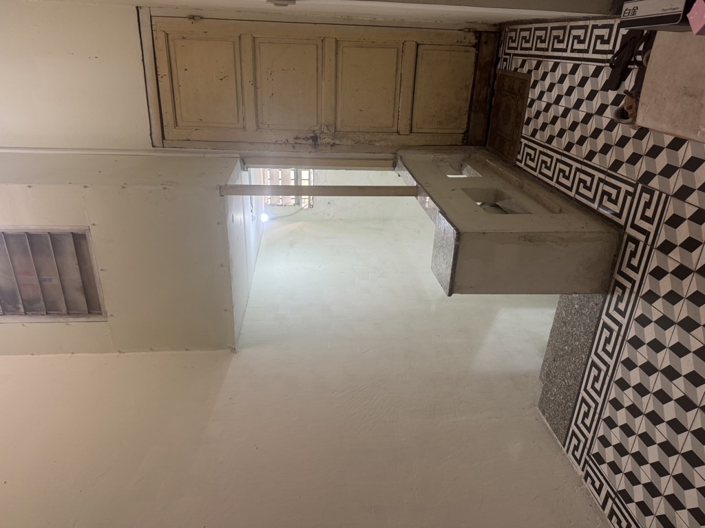 Bán nhà Triệu Việt Vương - diện tích 50m2 1.5 tầng - Lô góc, thoáng sáng - giá 6,5 tỷ