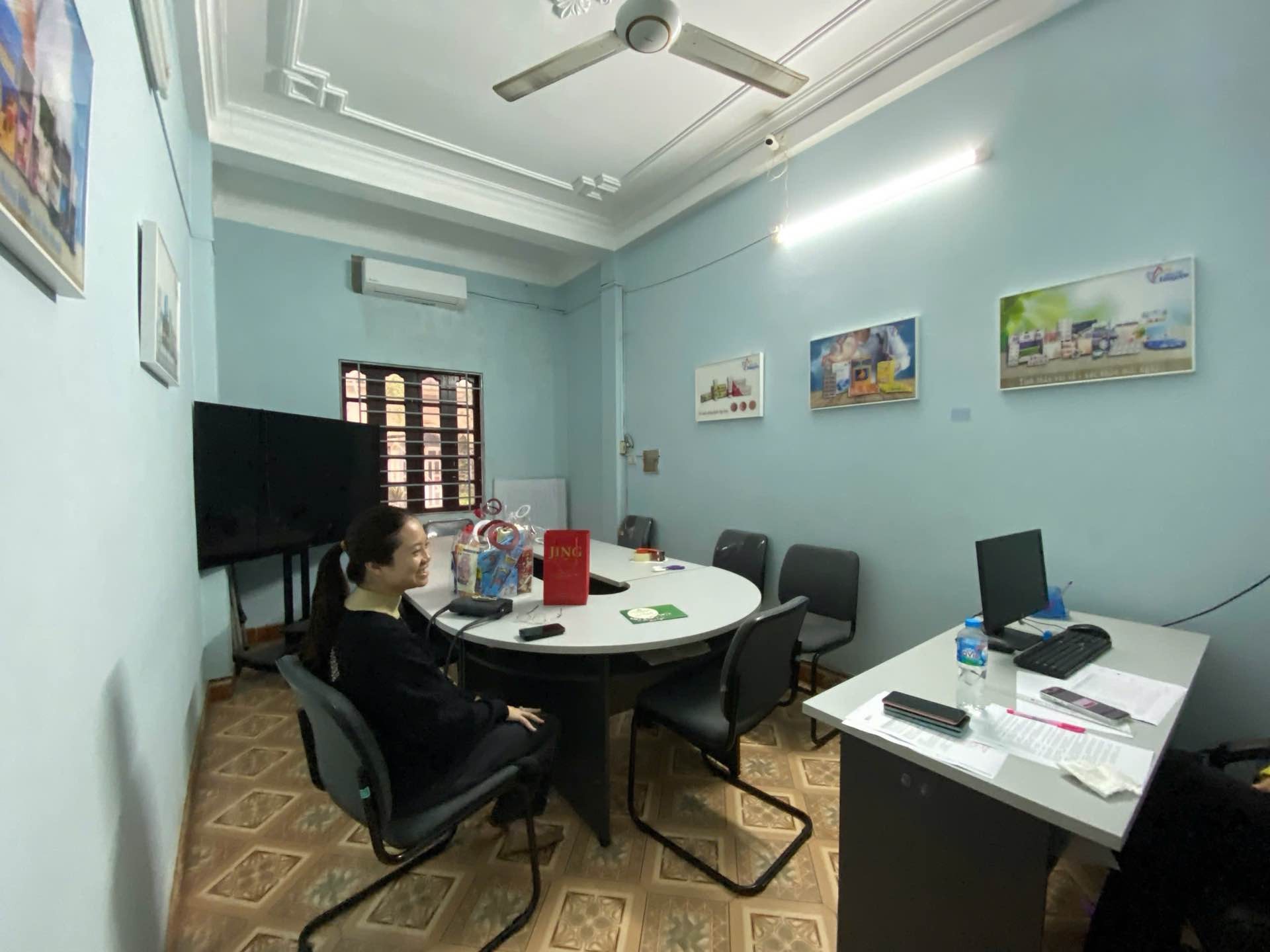 Bán nhà Hoàng Mai - diện tích 30m2 6 tầng - Ô TÔ TRÁNH, VỈA HÈ - giá 14 tỷ