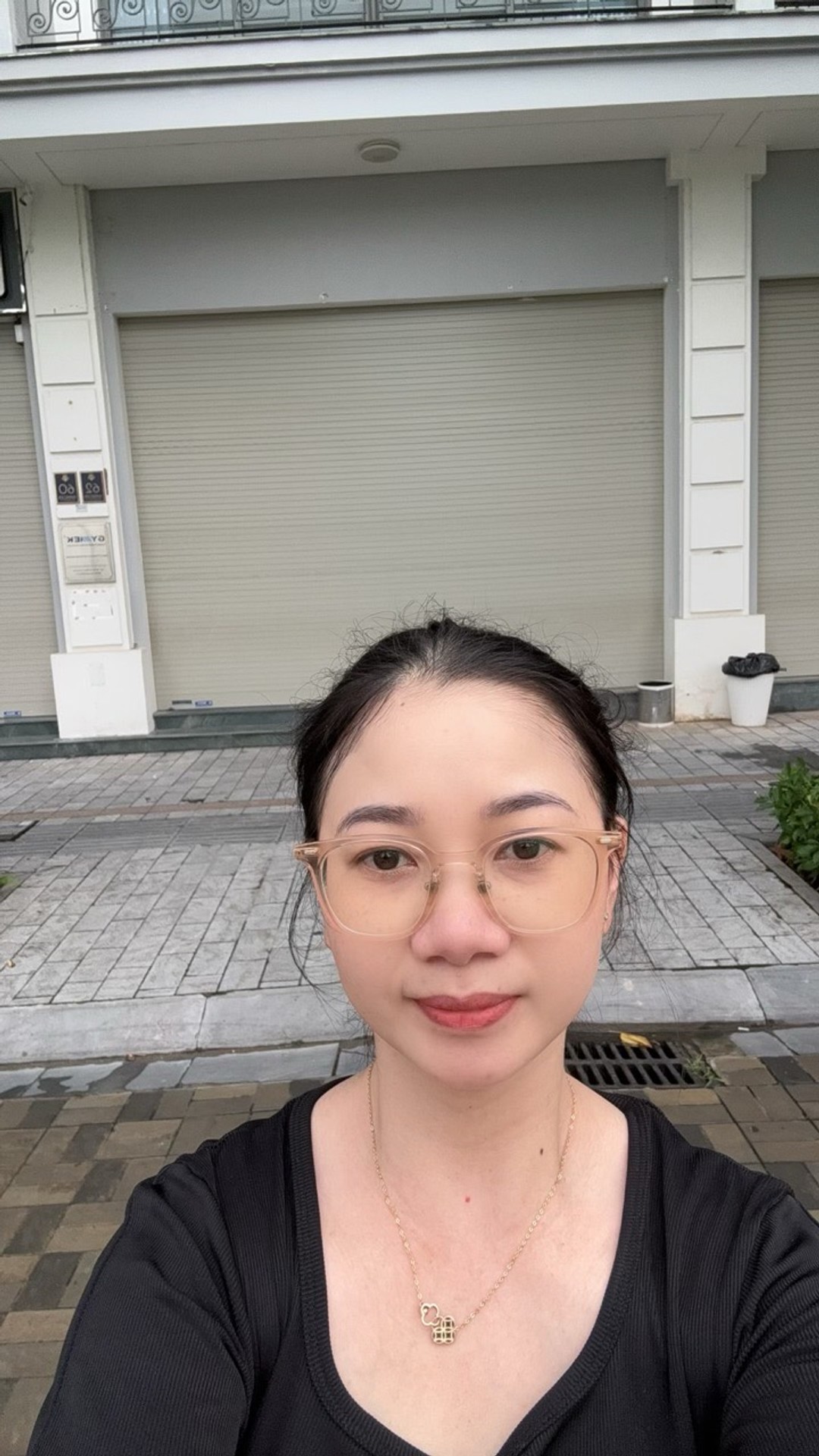 Bán nhà Nguyễn Xiển - diện tích 75m2 5 tầng - Kinh doanh đỉnh - giá 36,8 tỷ