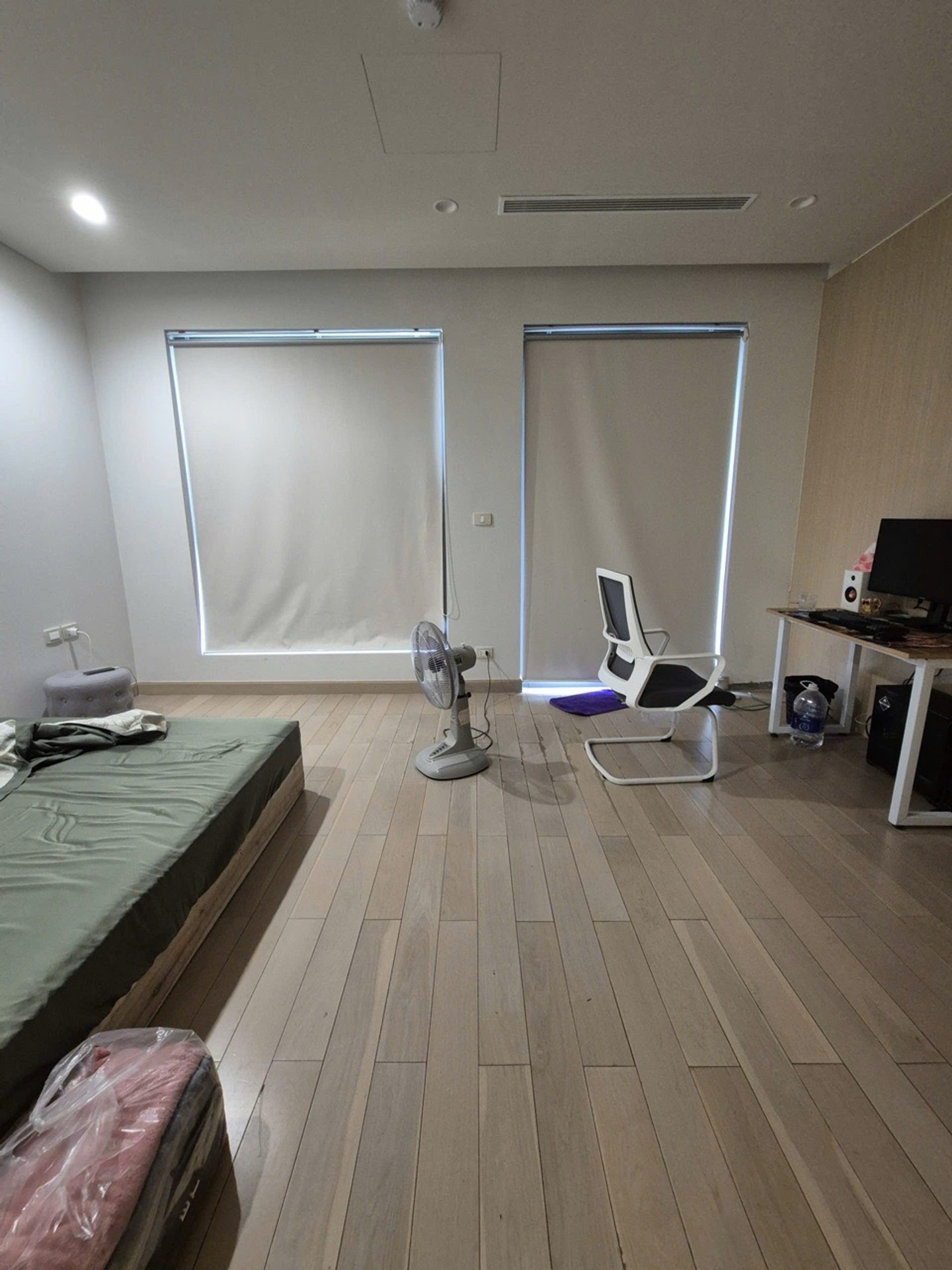 Bán nhà Nguyễn Xiển - diện tích 75m2 5 tầng - Kinh doanh đỉnh - giá 36,8 tỷ