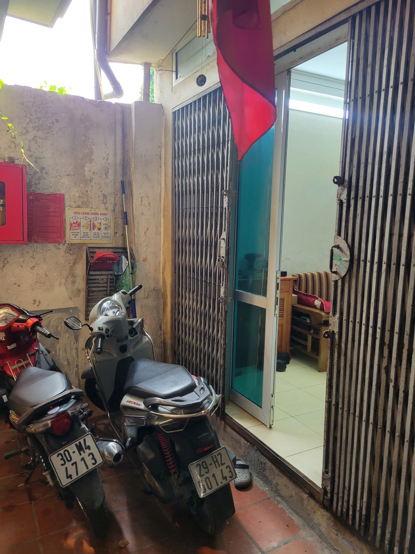 Bán nhà Lĩnh Nam - diện tích 32m2 2 tầng - Đẹp ở ngay - giá 3,45 tỷ