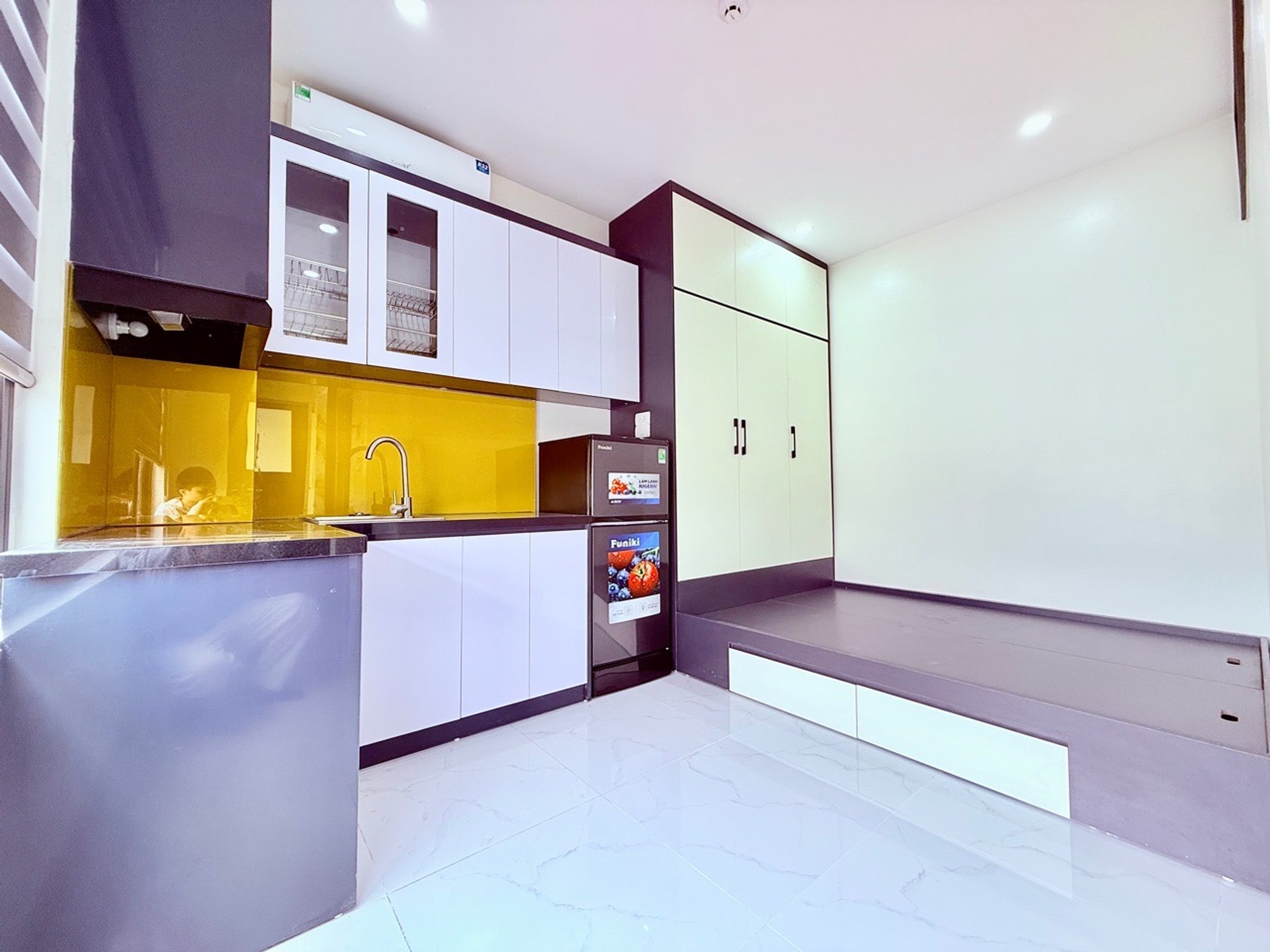 Bán nhà Hoàng Mai - diện tích 46m2 7 tầng - Lô góc thoáng sáng - giá 18 tỷ