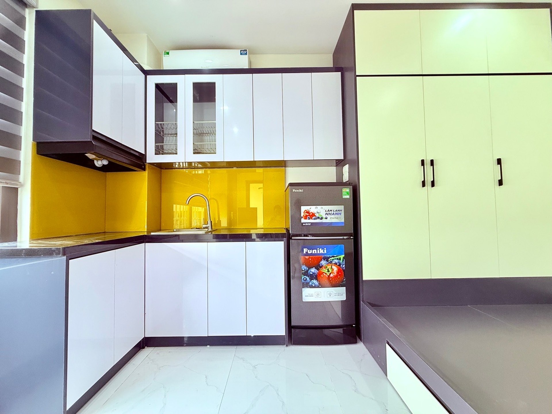 Bán nhà Hoàng Mai - diện tích 46m2 7 tầng - Lô góc thoáng sáng - giá 18 tỷ