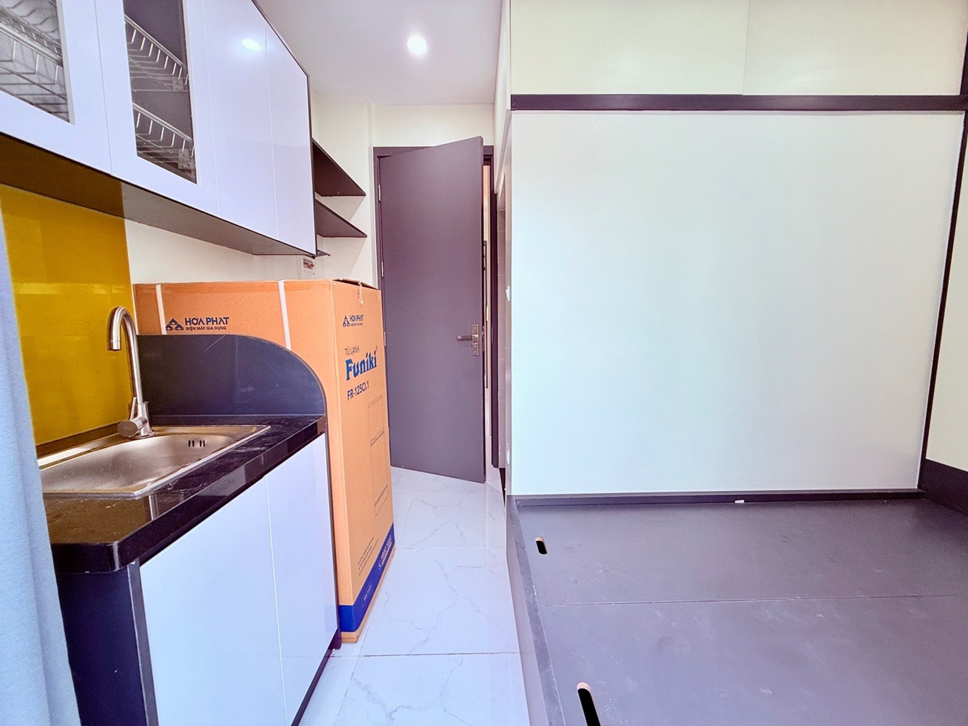 Bán nhà Hoàng Mai - diện tích 46m2 7 tầng - Lô góc thoáng sáng - giá 18 tỷ