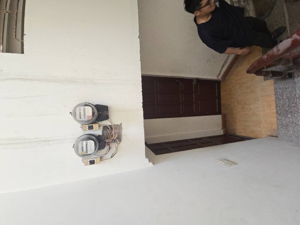 Bán nhà Cự Lộc - diện tích 100m2 5 tầng - Mặt phố gần hồ, ô tô đỗ cửa - giá 29 tỷ