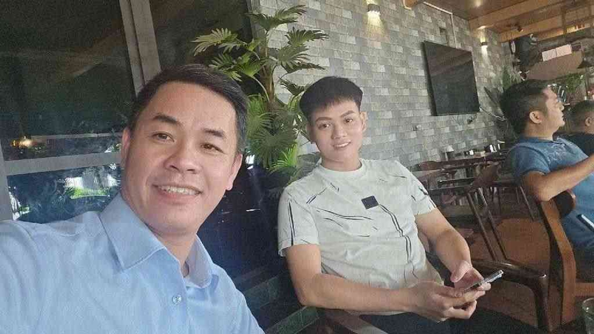 Bán nhà Vũ Tông Phan - diện tích 31m2 2 tầng - Lô góc, ô tô tránh - giá 3,5 tỷ