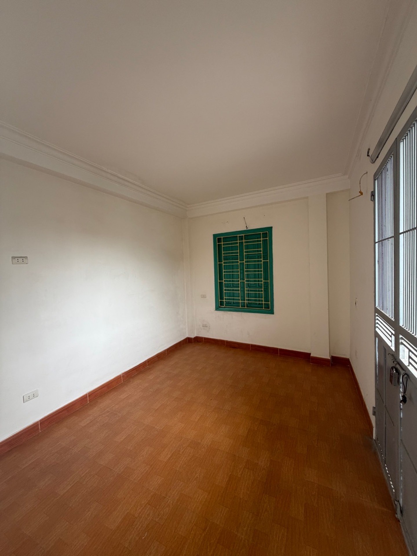 Bán nhà Nguyễn Khoái - diện tích 25m2 4 tầng - Lô góc - giá 5,15 tỷ