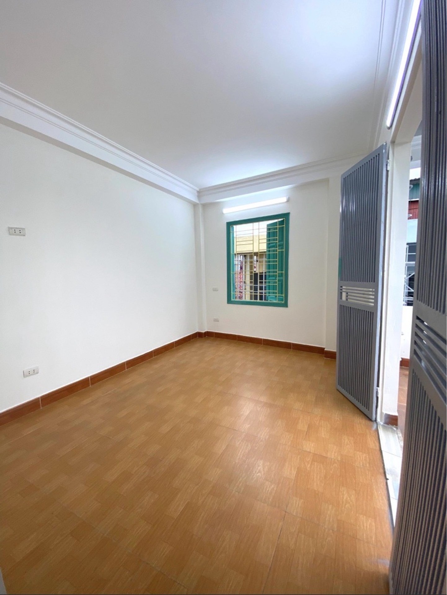 Bán nhà Nguyễn Khoái - diện tích 25m2 4 tầng - Lô góc - giá 5,15 tỷ