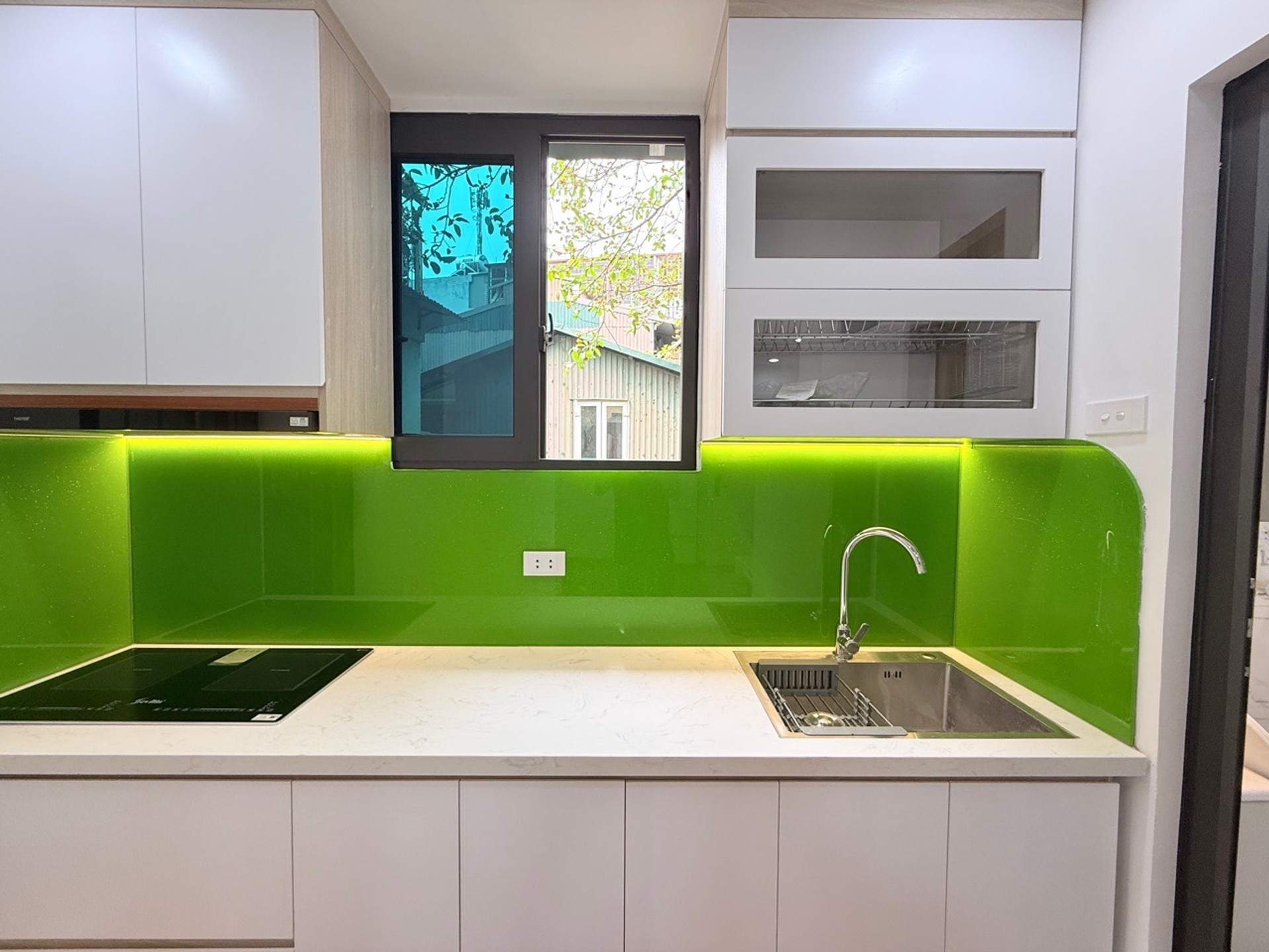 Bán nhà Nguyễn Công Trứ - diện tích 55m2 3 tầng - Căn góc ngập tràn ánh sáng - giá 3,6 tỷ