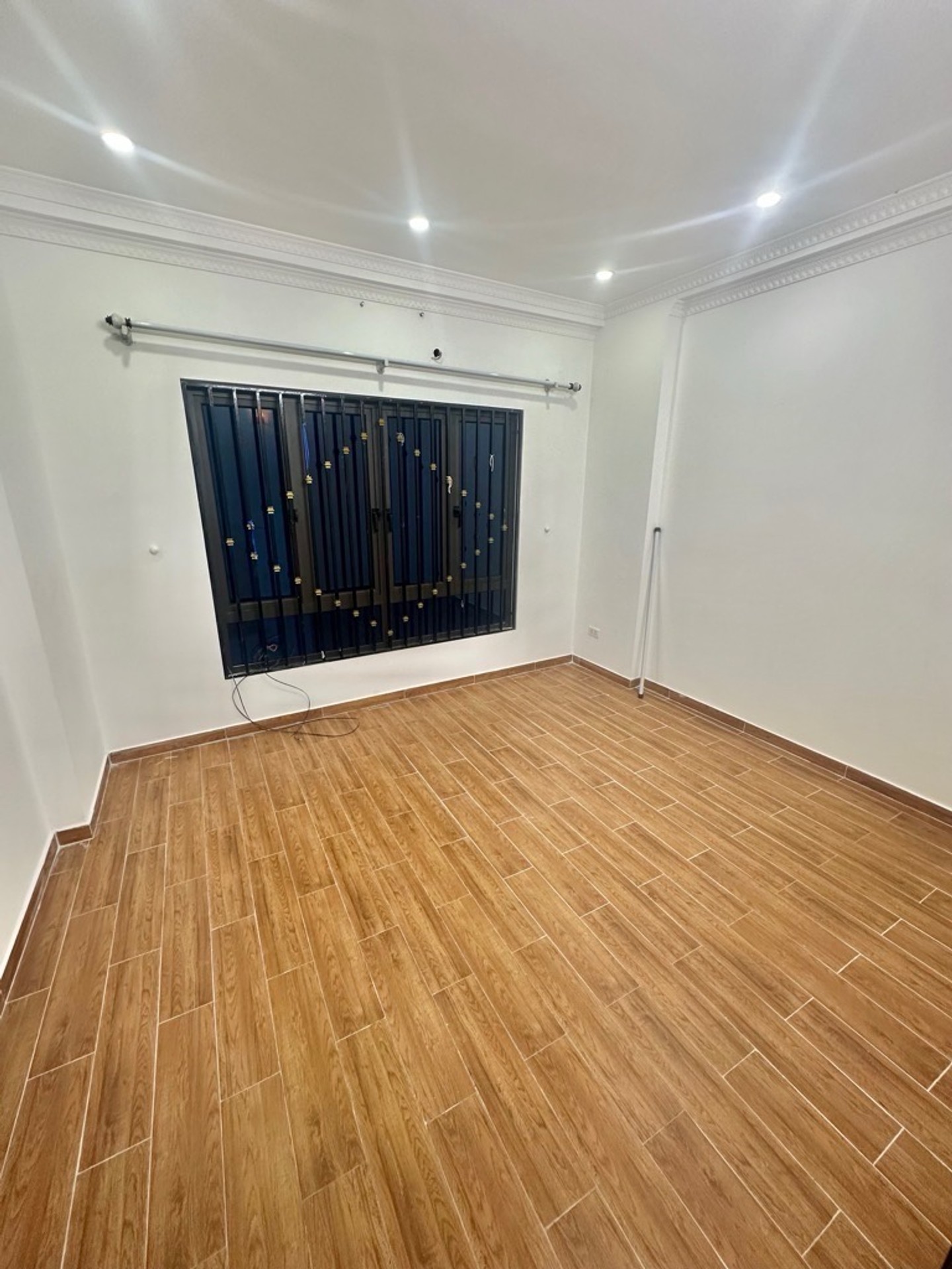Bán nhà Khương Trung - diện tích 40m2 5 tầng - Ô TÔ ĐỖ CỬA - giá 14,5 tỷ