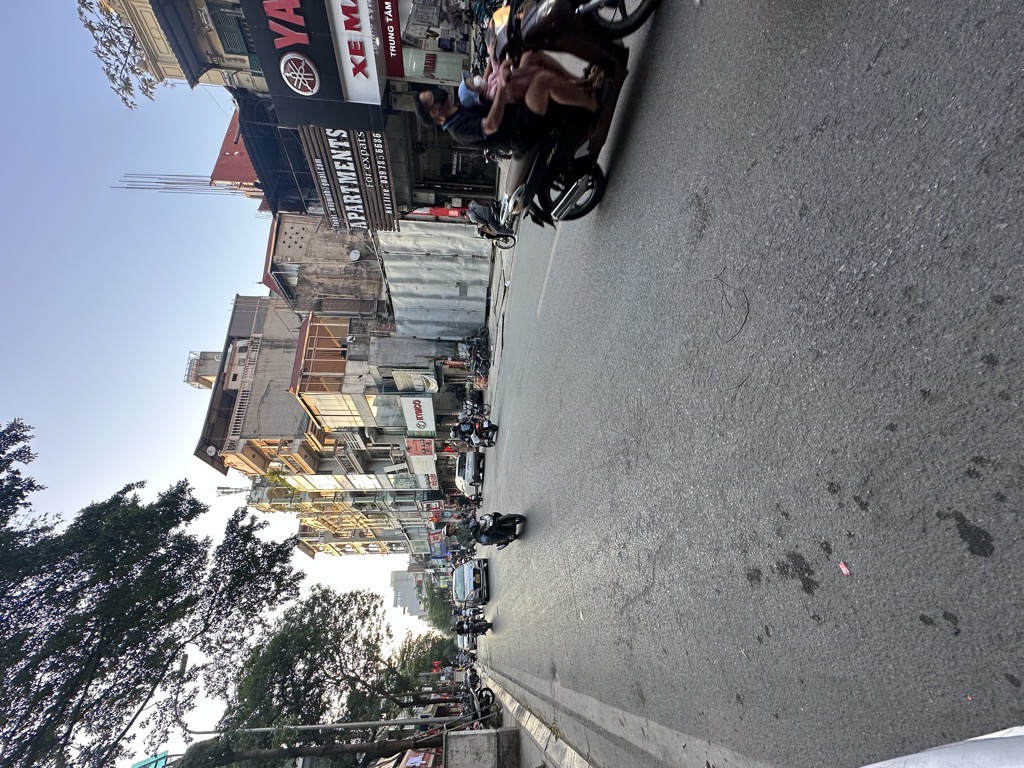 Bán nhà Khâm Thiên - diện tích 125m2 4 tầng - Kinh doanh sầm uất - giá 66 tỷ