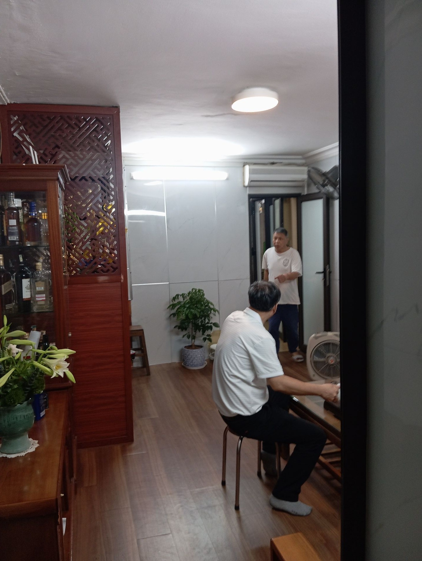 Bán nhà Tân Mai - diện tích 39m2 1 tầng - Nhà tập thể kinh doanh - giá 16,5 tỷ