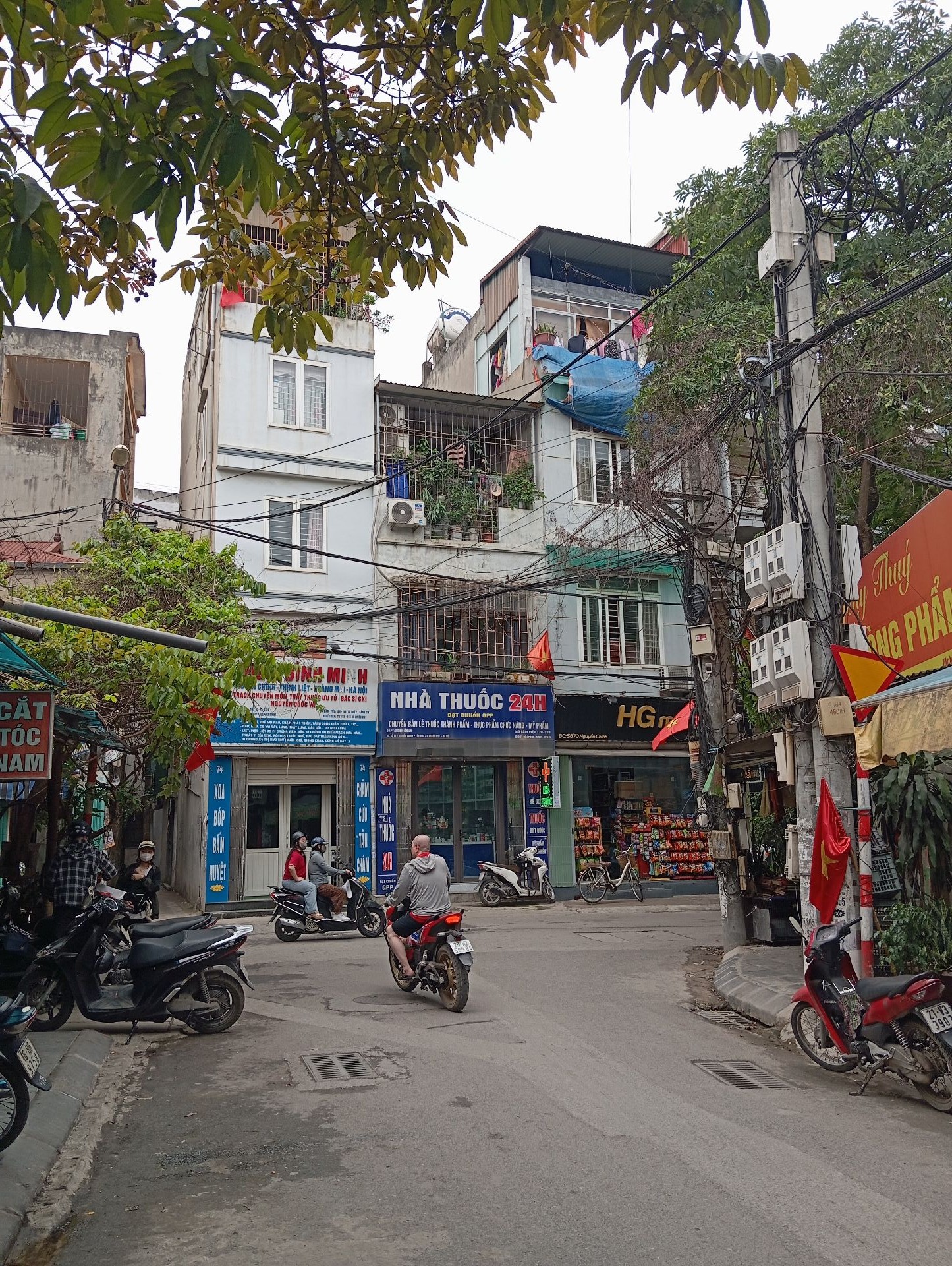 Bán nhà Tân Mai - diện tích 39m2 1 tầng - Nhà tập thể kinh doanh - giá 16,5 tỷ