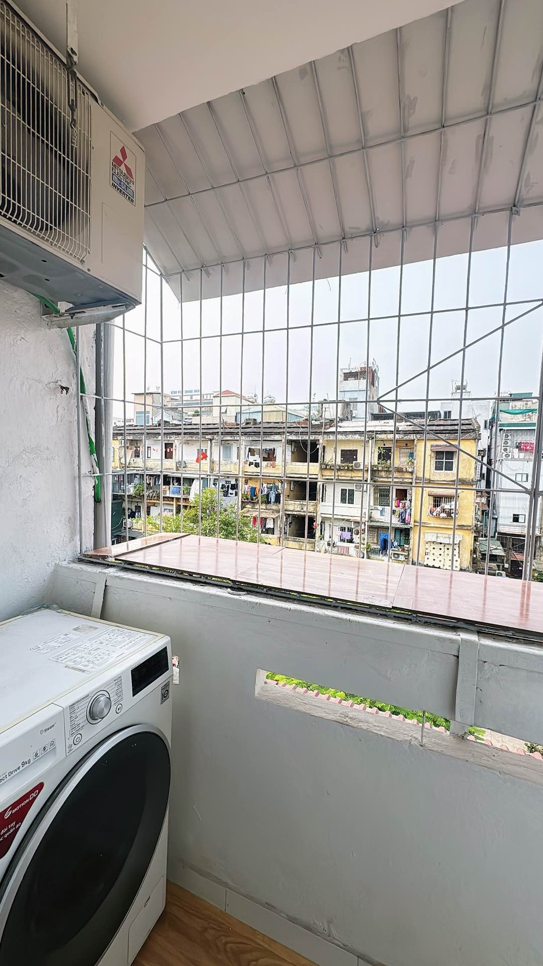 Bán nhà Quỳnh Mai - diện tích 65m2 5 tầng - Căn góc 2 mặt thoáng - giá 3,95 tỷ
