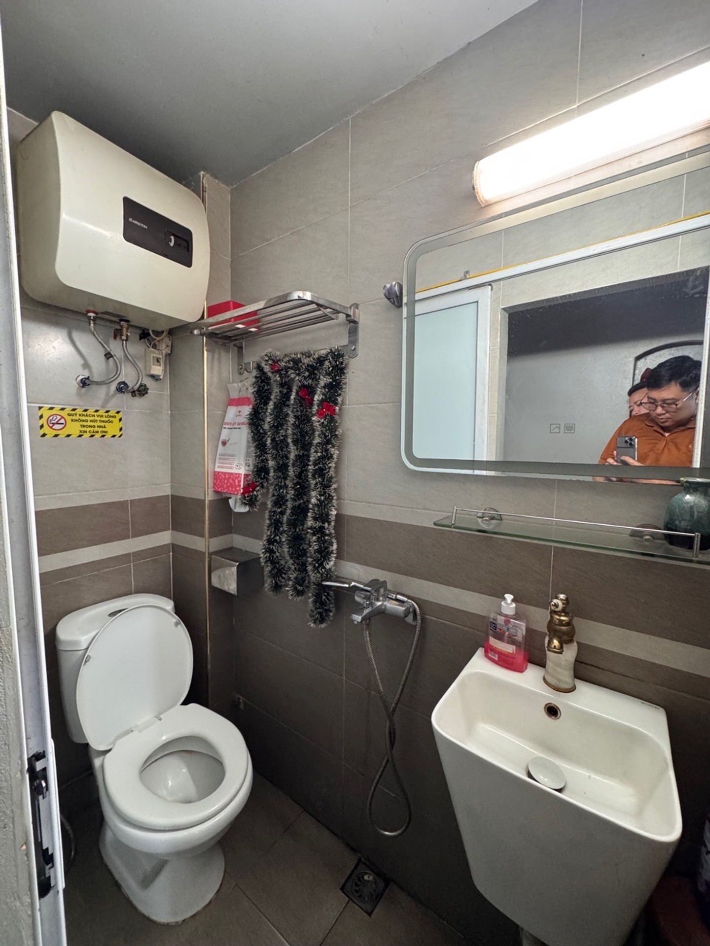 Bán nhà Trương Định - diện tích 28m2 5 tầng - Kinh doanh đỉnh - giá 23 tỷ