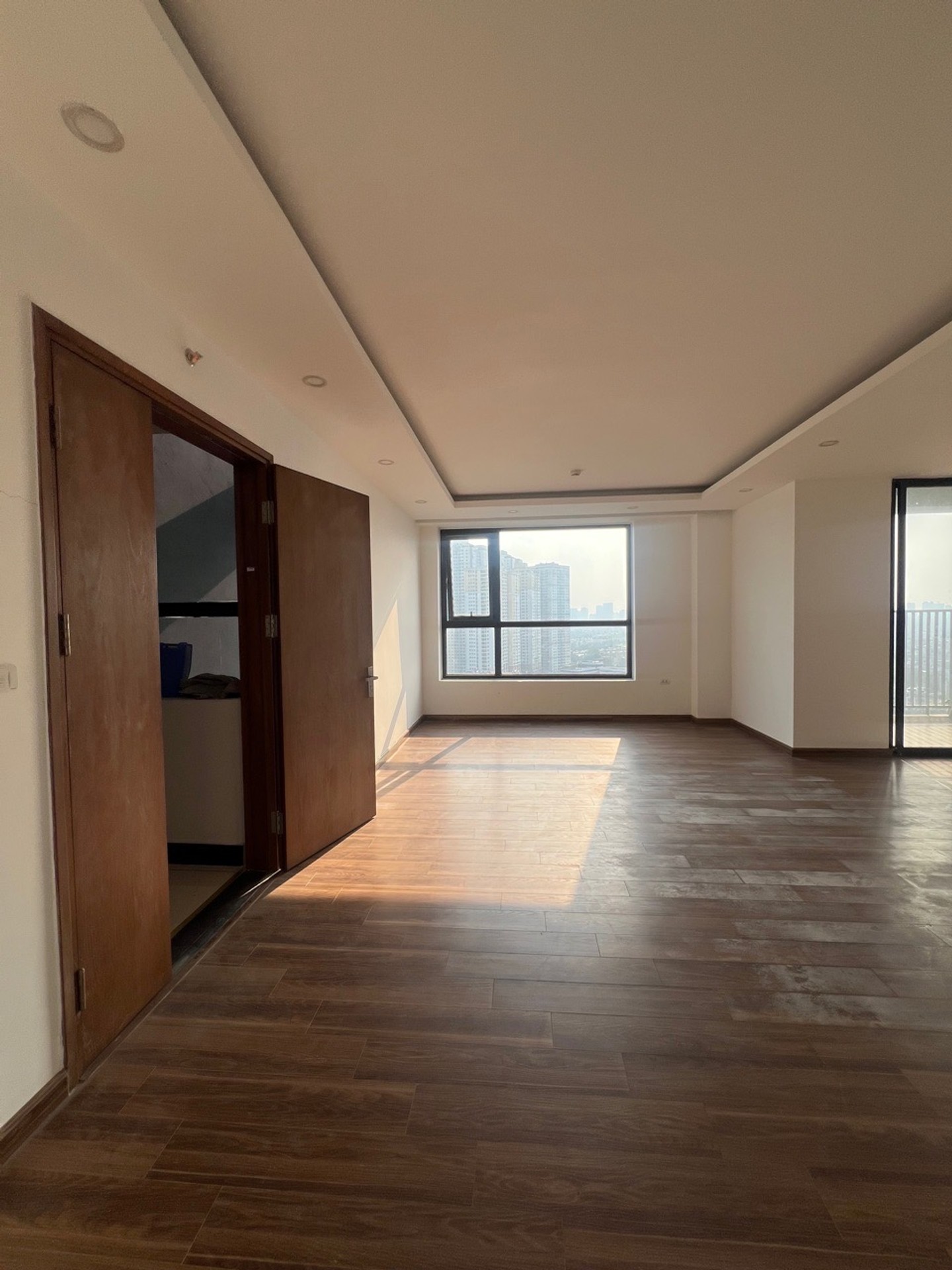 Bán nhà Trần Hòa - diện tích 107m2 23 tầng - Lô góc thoáng sáng - giá 7,95 tỷ