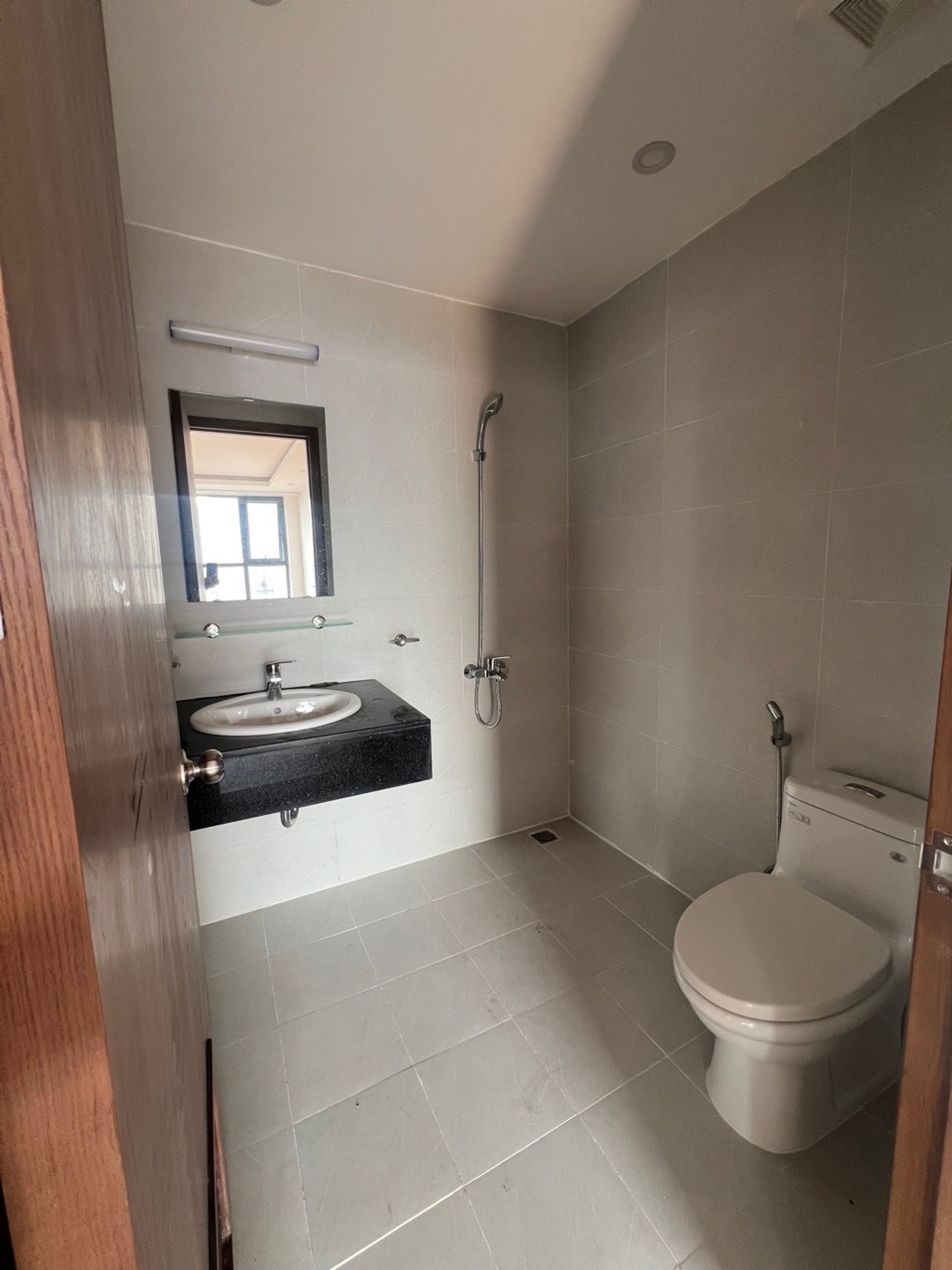 Bán nhà Trần Hòa - diện tích 107m2 23 tầng - Lô góc thoáng sáng - giá 7,95 tỷ