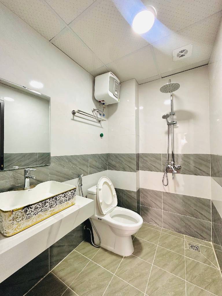 Bán nhà Thúy Lĩnh - diện tích 35m2 5 tầng - Ô TÔ - THANG MÁY - LÔ GÓC - giá 6,3 tỷ
