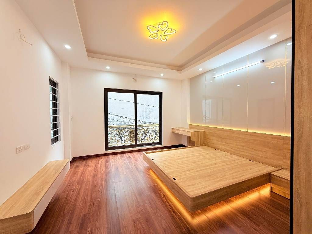 Bán nhà Thúy Lĩnh - diện tích 35m2 5 tầng - Ô TÔ - THANG MÁY - LÔ GÓC - giá 6,3 tỷ