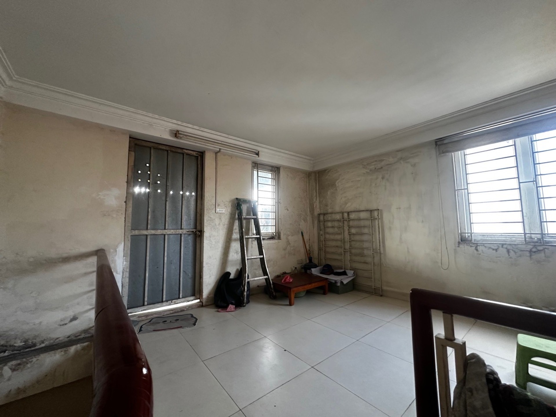 Bán nhà Vĩnh Tuy - diện tích 105m2 5 tầng - Ô TÔ TRÁNH NGÀY ĐÊM - giá 29 tỷ