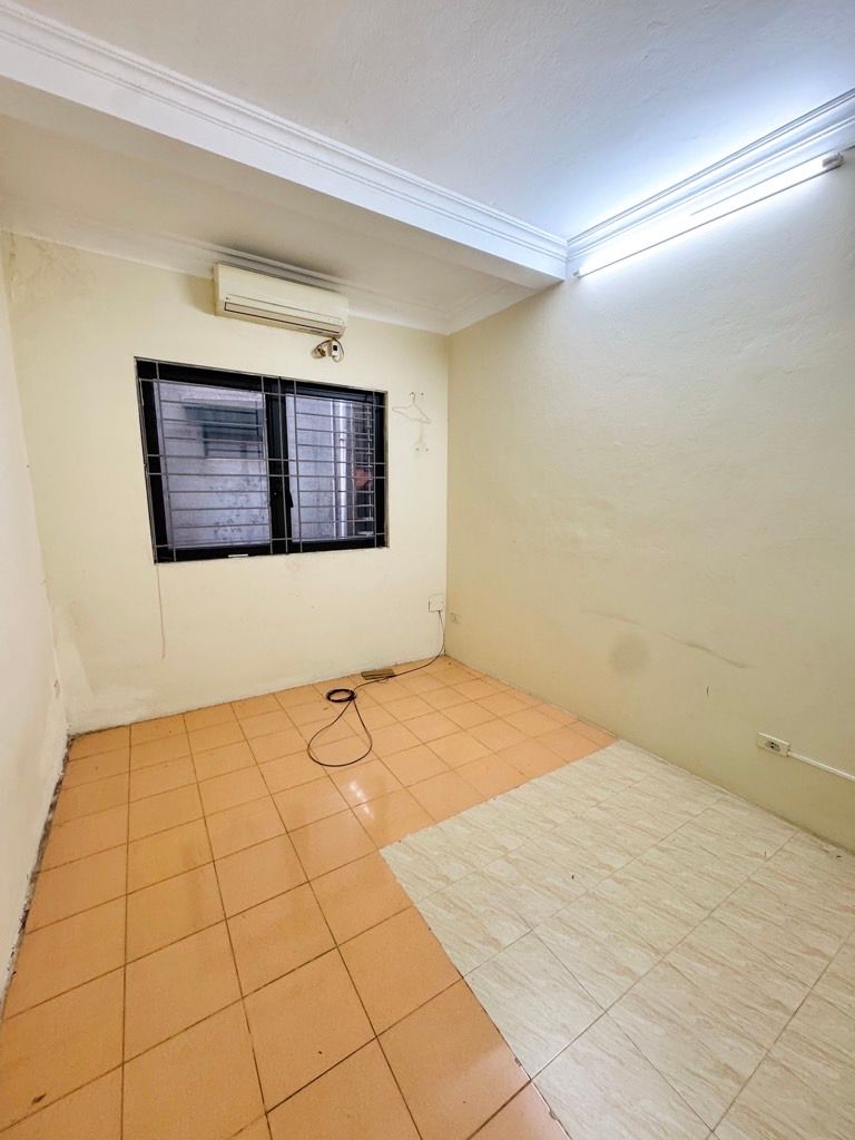 Bán nhà Giếng Mứt - diện tích 27m2 3 tầng - Ngõ thông thoáng, gần ô tô - giá 7,35 tỷ