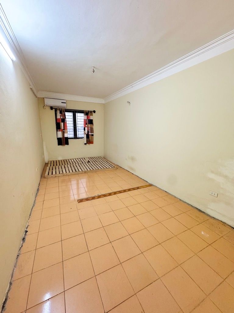 Bán nhà Giếng Mứt - diện tích 27m2 3 tầng - Ngõ thông thoáng, gần ô tô - giá 7,35 tỷ