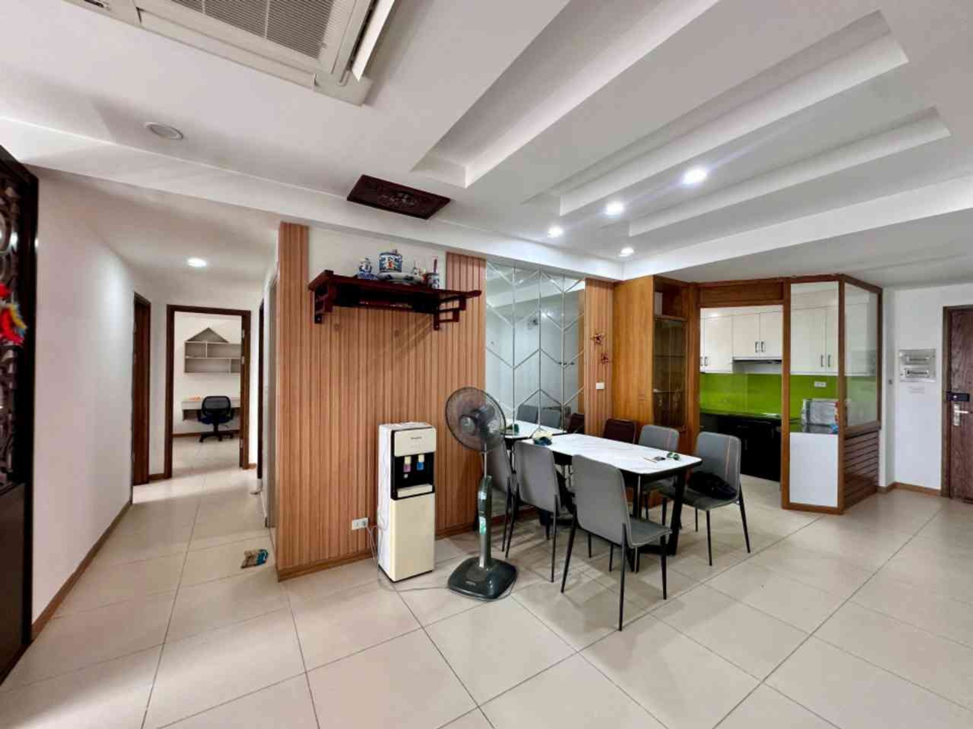 Bán nhà Lê Văn Lương - diện tích 100m2 20 tầng - Ô TÔ ĐỖ CHÂN TÒA NHÀ - giá 11 tỷ