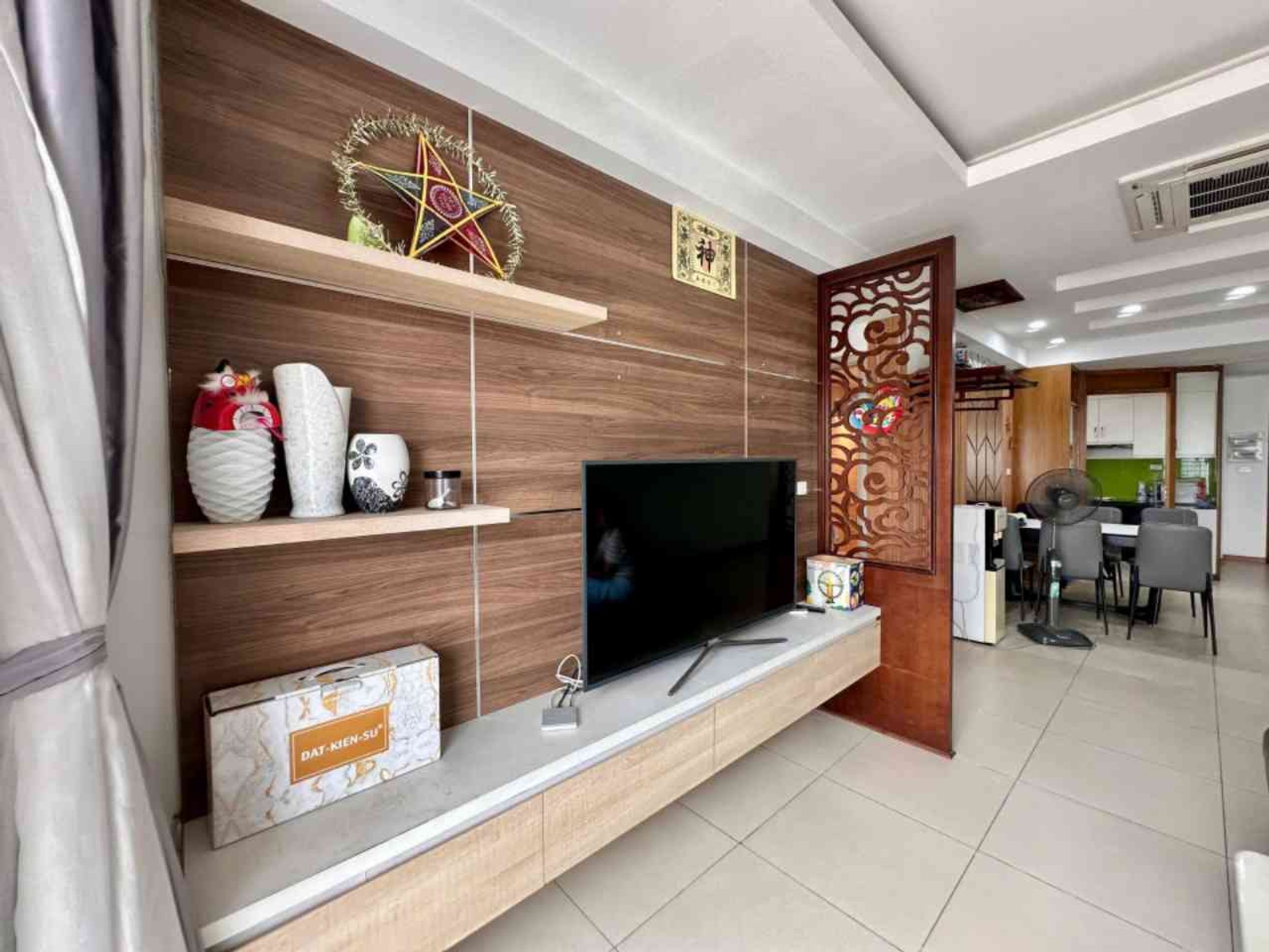 Bán nhà Lê Văn Lương - diện tích 100m2 20 tầng - Ô TÔ ĐỖ CHÂN TÒA NHÀ - giá 11 tỷ