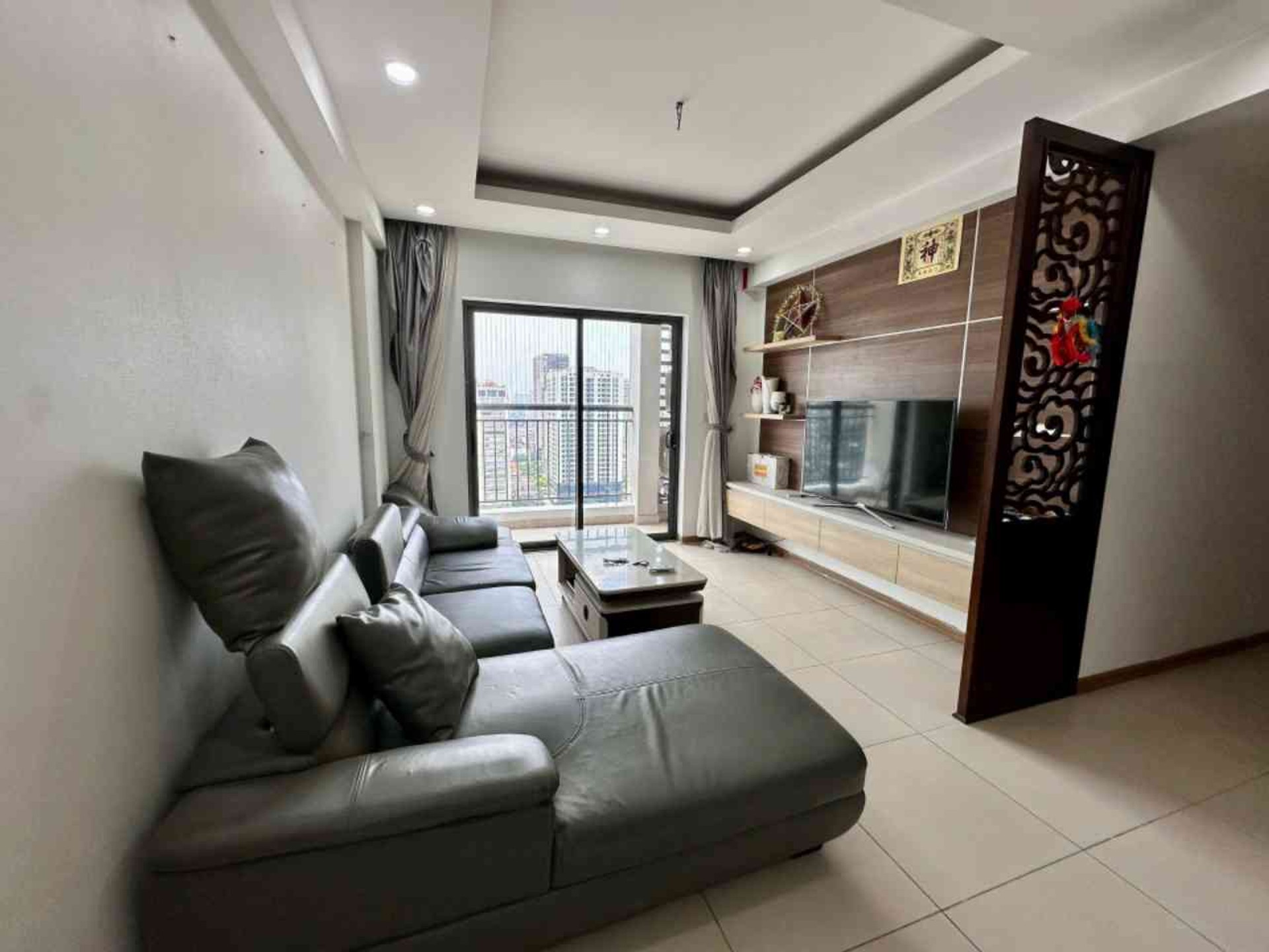 Bán nhà Lê Văn Lương - diện tích 100m2 20 tầng - Ô TÔ ĐỖ CHÂN TÒA NHÀ - giá 11 tỷ