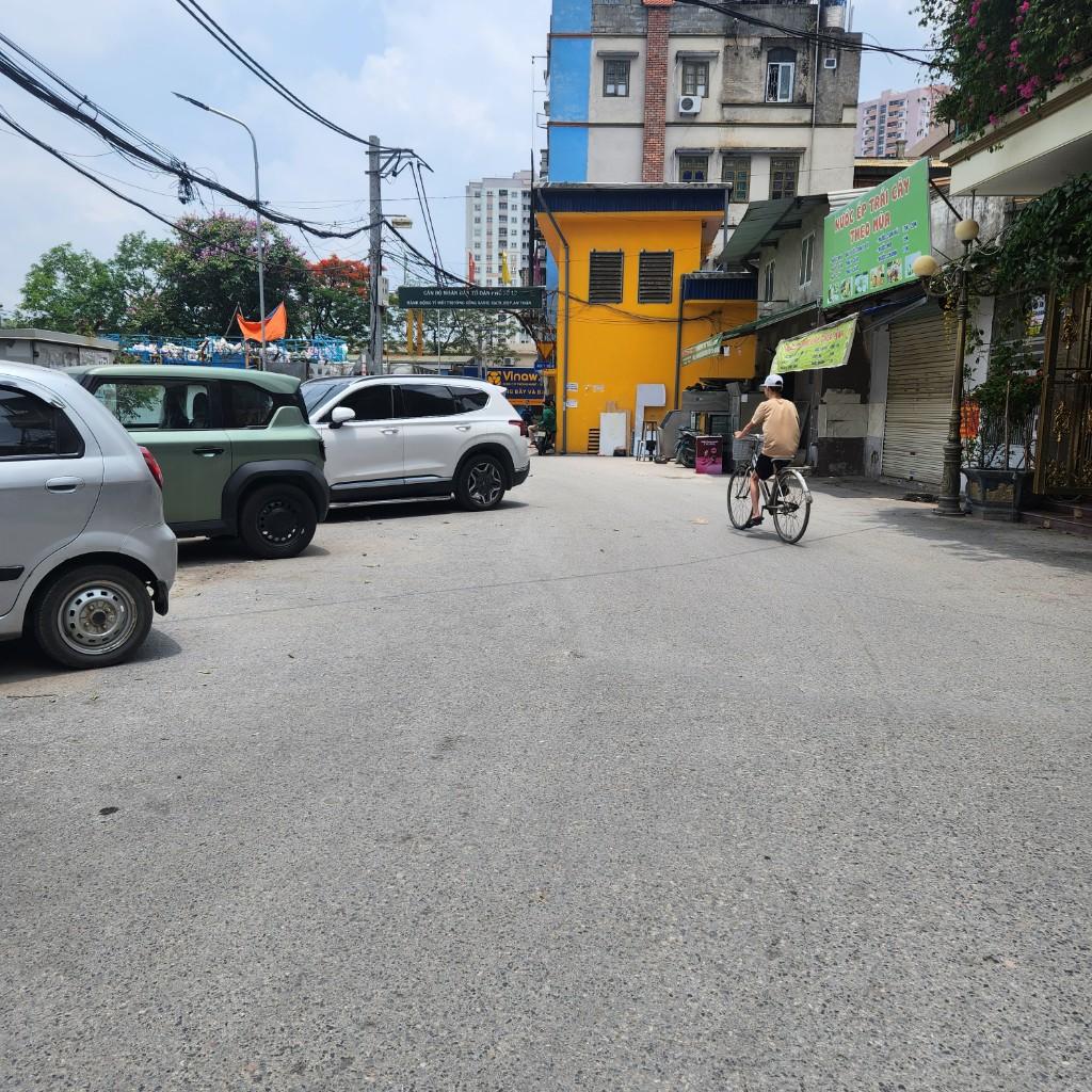 Bán nhà Nguyễn Đức Cảnh - diện tích 106,2m2 1 tầng - Lô góc, mặt tiền gần 8m - giá 31 tỷ