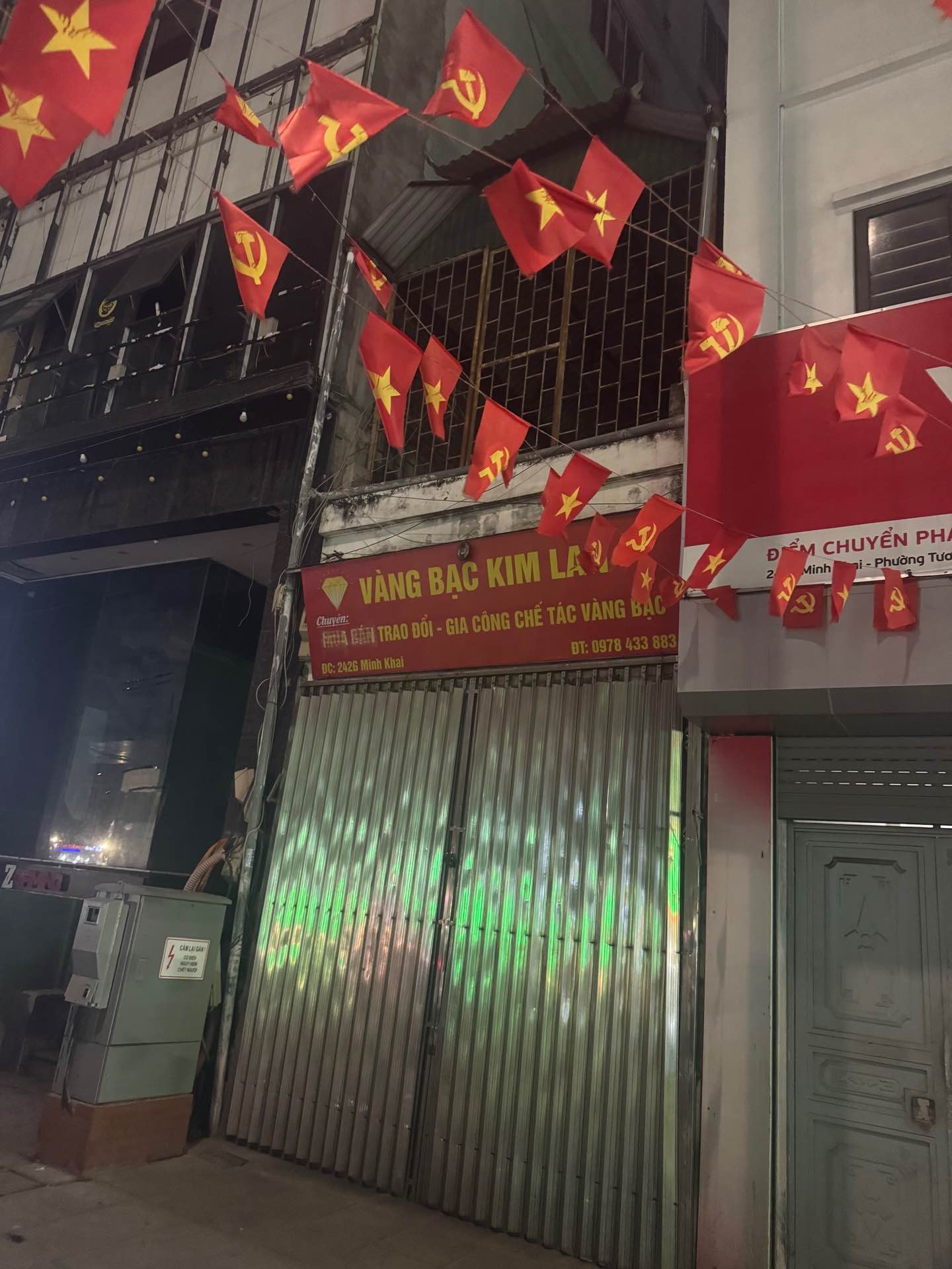 Bán nhà Minh Khai - diện tích 57m2 1 tầng - Ô tô tránh - giá 20 tỷ