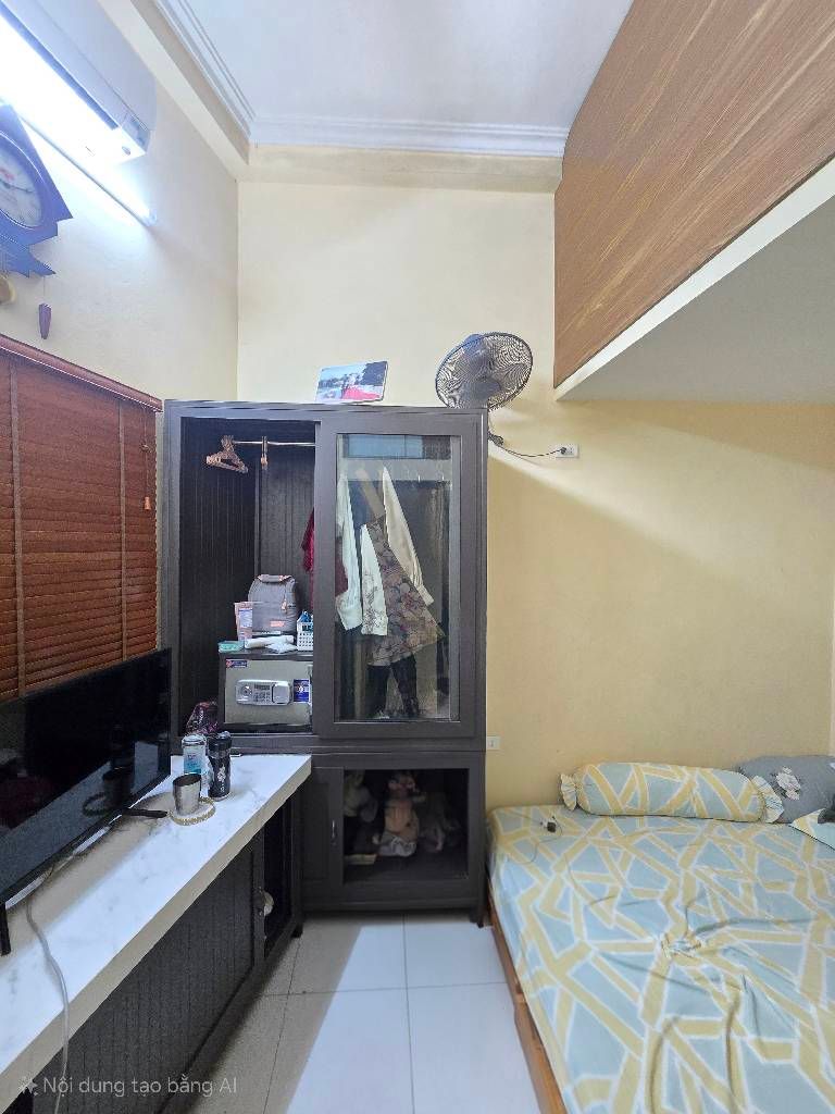 Bán nhà Đê Tô Hoàng - diện tích 16m2 4 tầng - Nhà nhỏ tiền sẵn - giá 3,5 tỷ