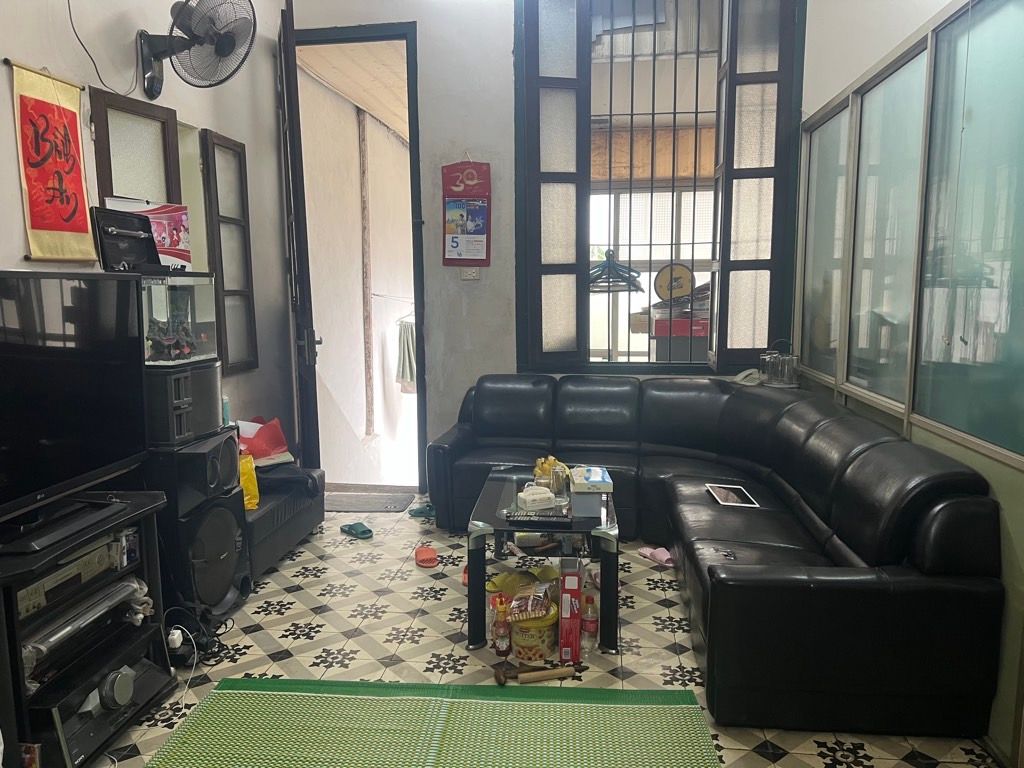 Bán nhà Phố Huế - diện tích 70m2 1 tầng - Nhà cũ ở tạm - giá 19 tỷ
