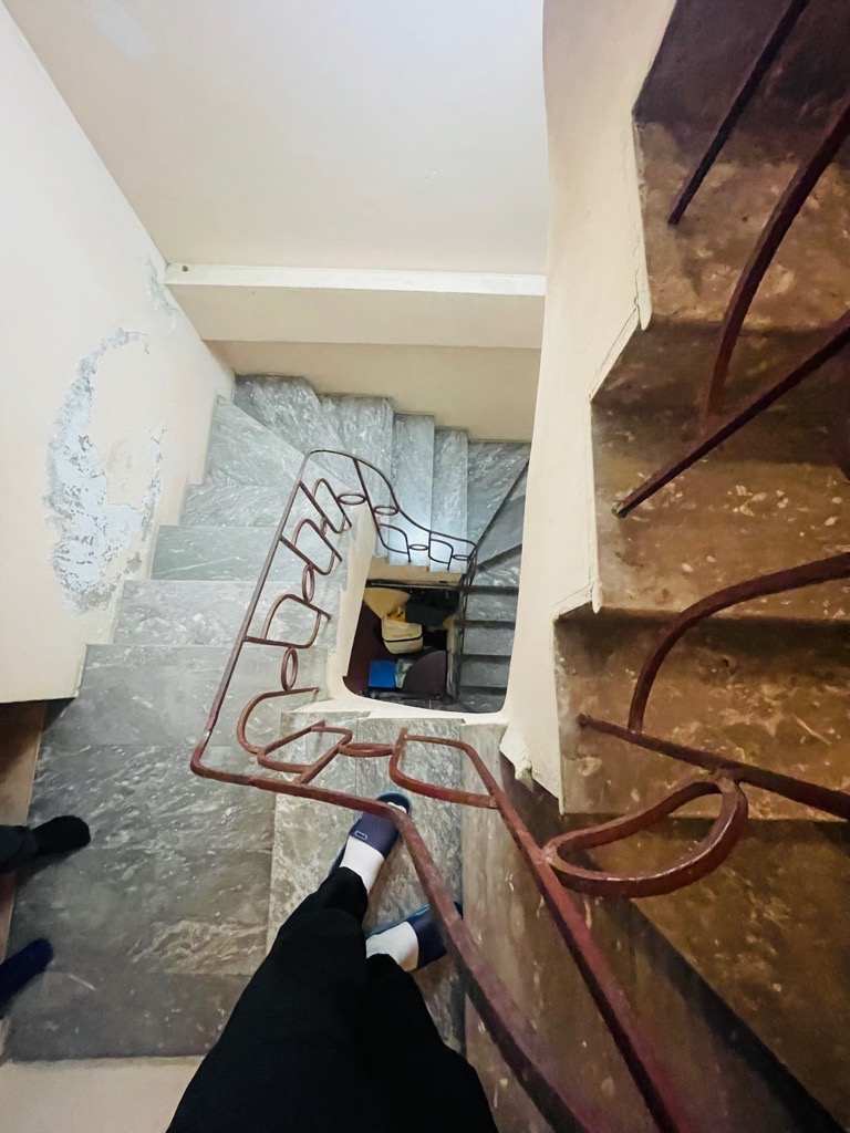 Bán nhà Minh Khai - diện tích 91m2 4 tầng - Mặt phố to nhất quận Hai Bà Trưng - giá 34 tỷ