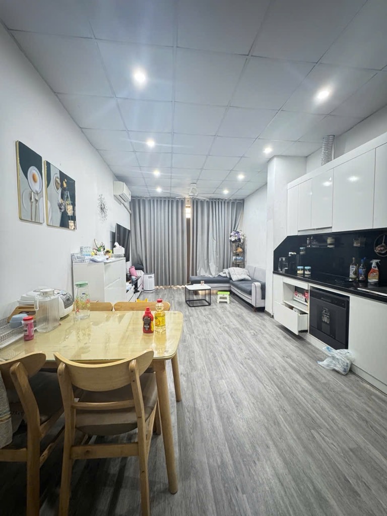 Bán nhà Lê Trọng Tấn - diện tích 81m2 3 tầng - Kinh doanh ô tô - giá 26,9 tỷ