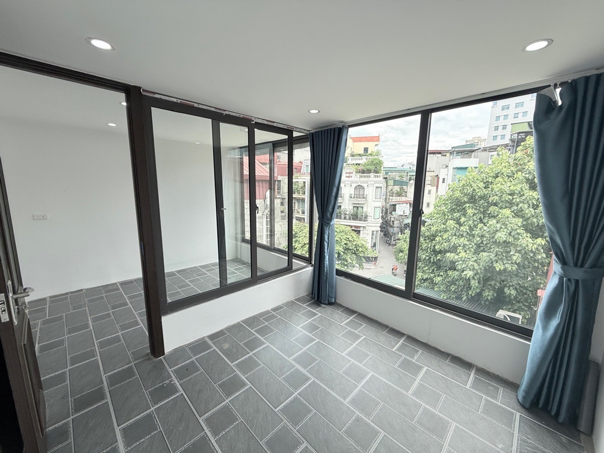 Bán nhà Bạch Mai - diện tích 22m2 5 tầng - nhà đẹp hiếm có - giá 5 tỷ