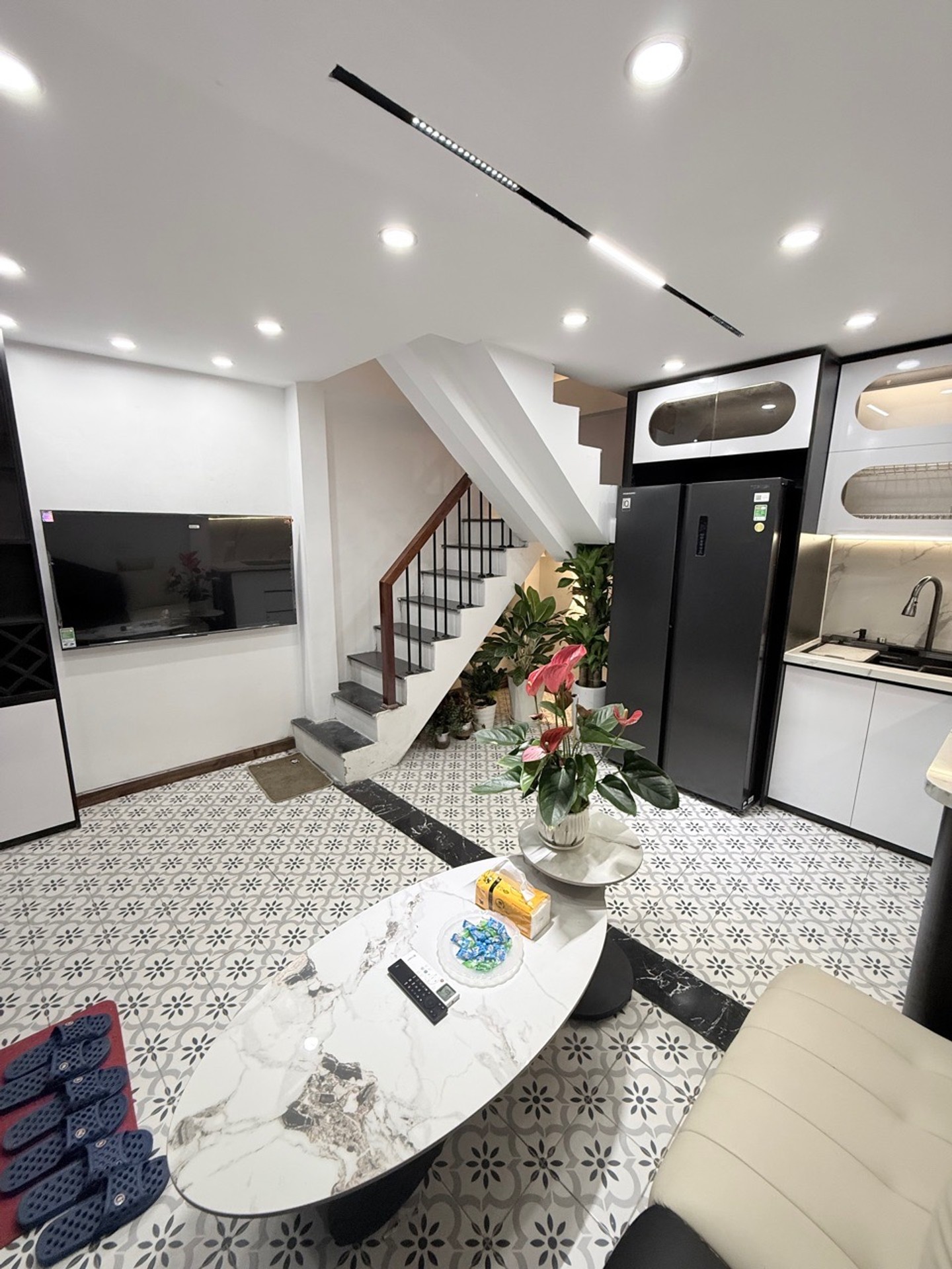 Bán nhà Bạch Mai - diện tích 22m2 5 tầng - nhà đẹp hiếm có - giá 5 tỷ