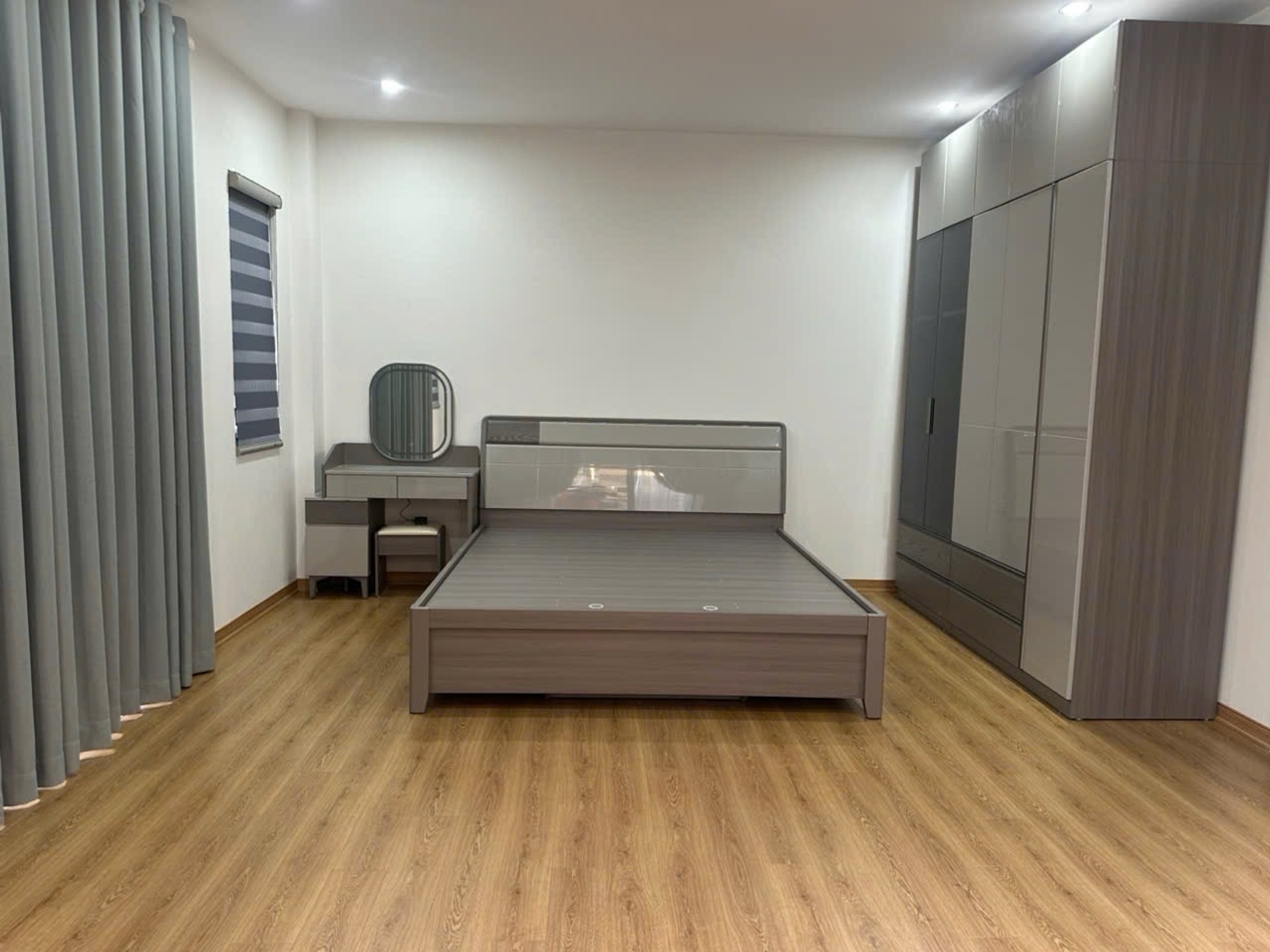 Bán nhà Vũ Tông Phan - diện tích 40m2 6 tầng - Lô góc, kinh doanh - giá 15,6 tỷ