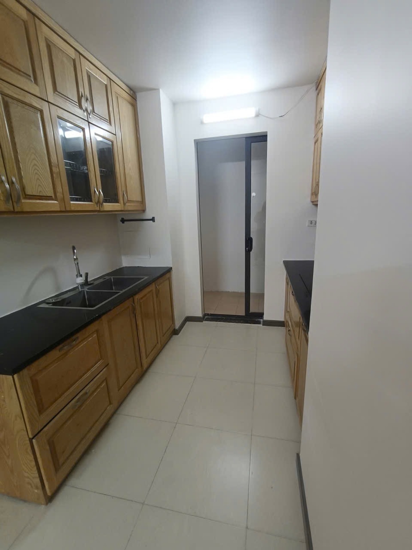 Bán nhà Tân Mai - diện tích 75m2 1 tầng - Căn hộ 2 ngủ thoáng sáng - giá 5,5 tỷ