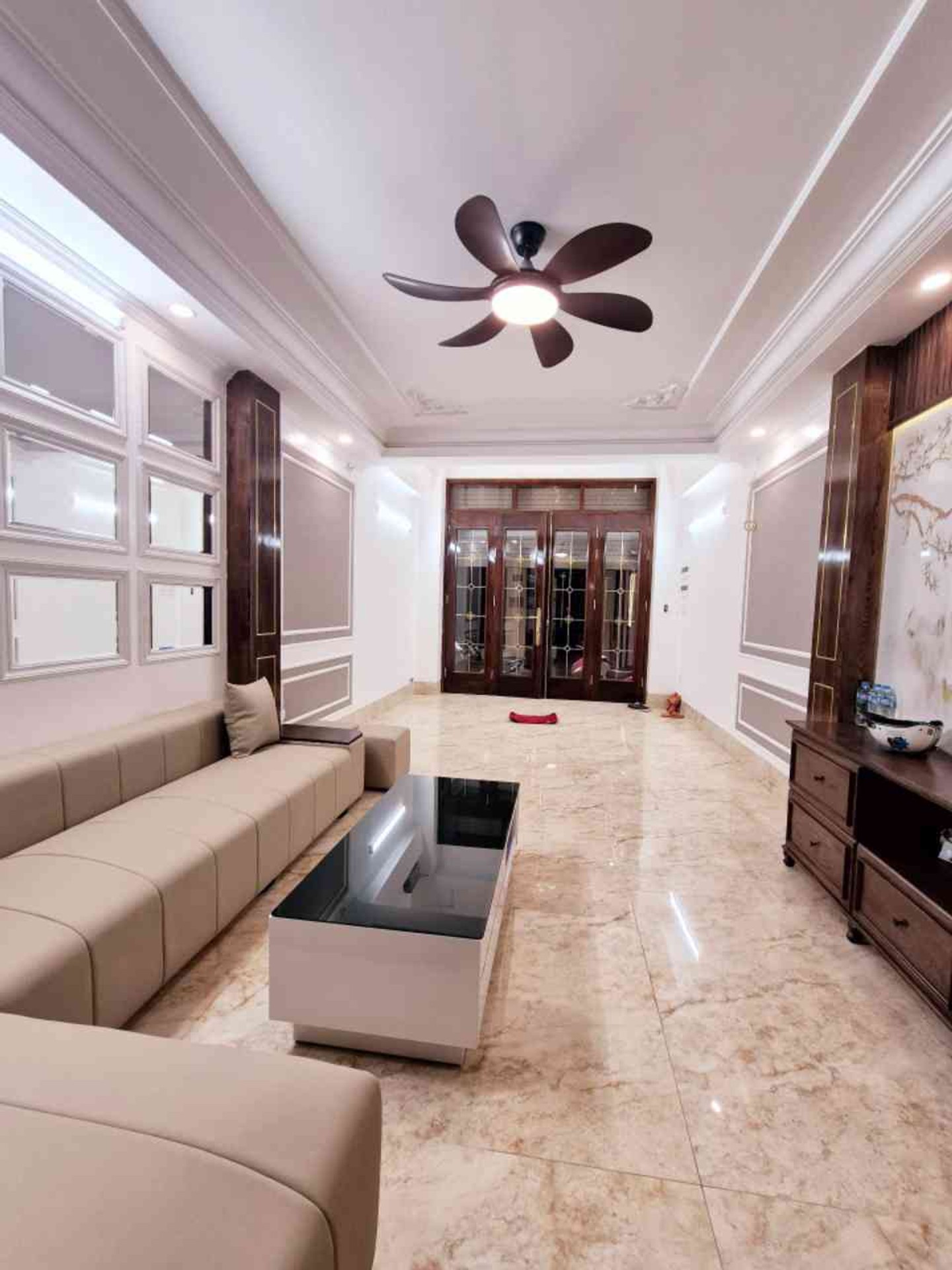 Bán nhà Thọ Lão - diện tích 42m2 7 tầng - SIÊU PHẨM LÒ Đúc - giá 19,5 tỷ