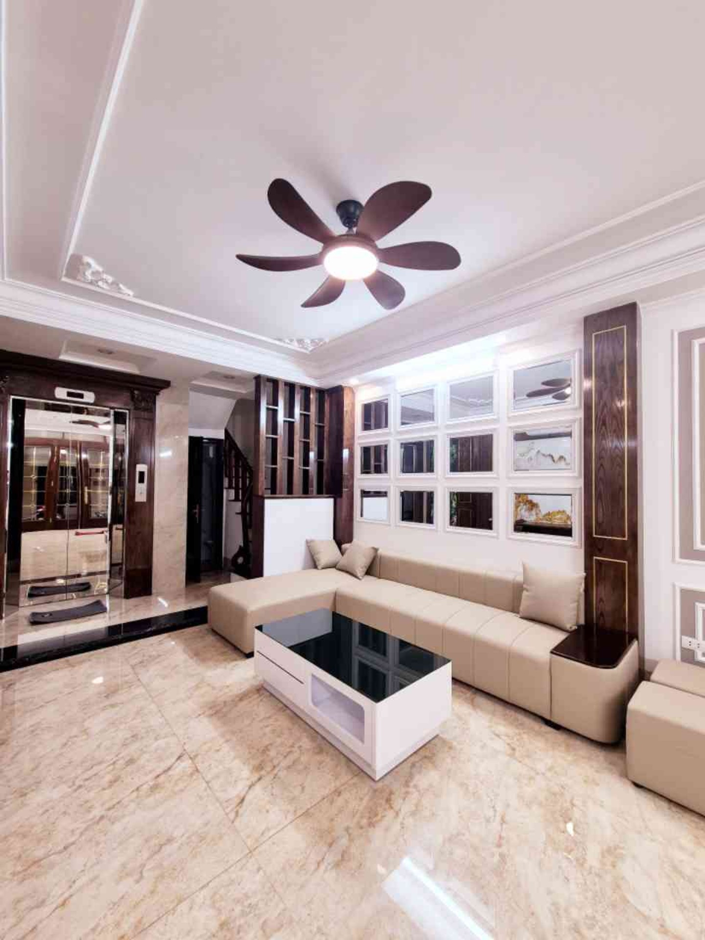 Bán nhà Thọ Lão - diện tích 42m2 7 tầng - SIÊU PHẨM LÒ Đúc - giá 19,5 tỷ