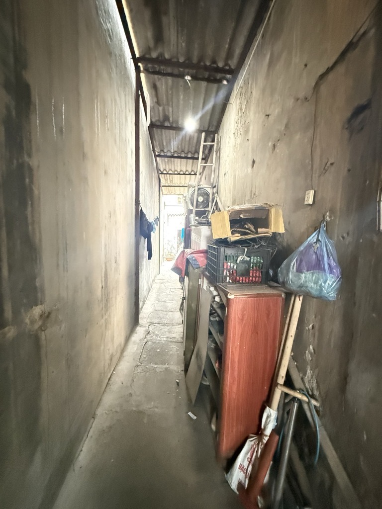 Bán nhà Kim Ngưu - diện tích 136m2 1 tầng - Hẻm xe máy - giá 31,5 tỷ