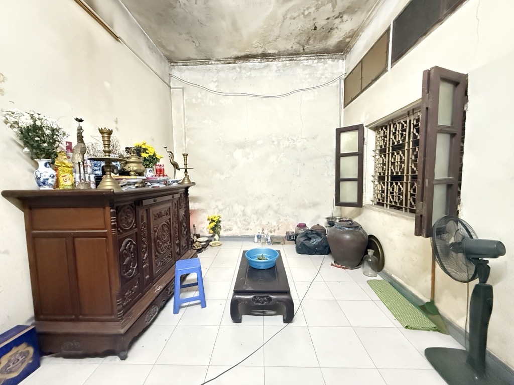 Bán nhà Kim Ngưu - diện tích 136m2 1 tầng - Hẻm xe máy - giá 31,5 tỷ