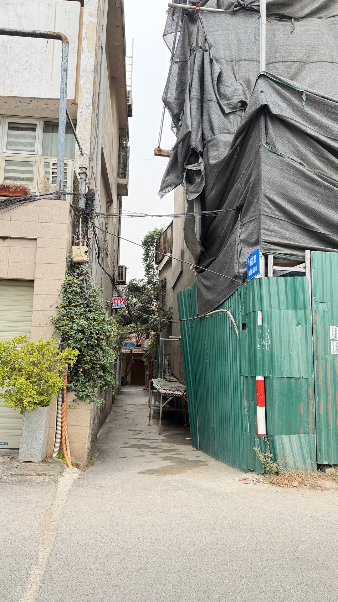 Bán nhà Âu Cơ - diện tích 250m2 3 tầng - Lô góc 2 mặt thoáng - giá 43 tỷ