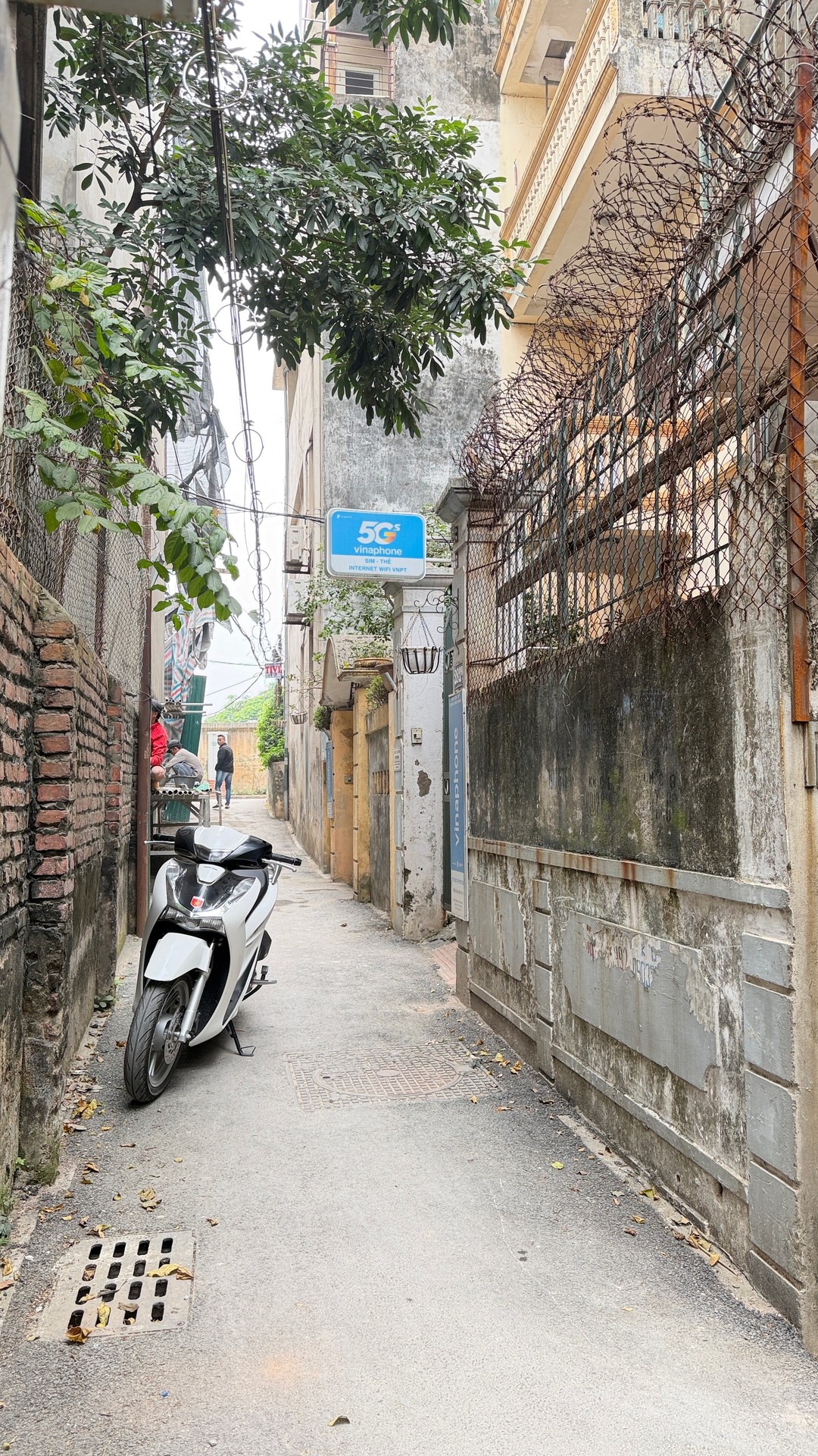 Bán nhà Âu Cơ - diện tích 250m2 3 tầng - Lô góc 2 mặt thoáng - giá 43 tỷ