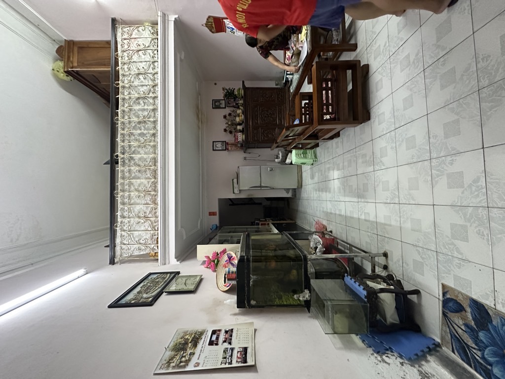 Bán nhà 50 - diện tích 50m2 3 tầng - Nhà cũ xác định bán đất - giá 12 tỷ