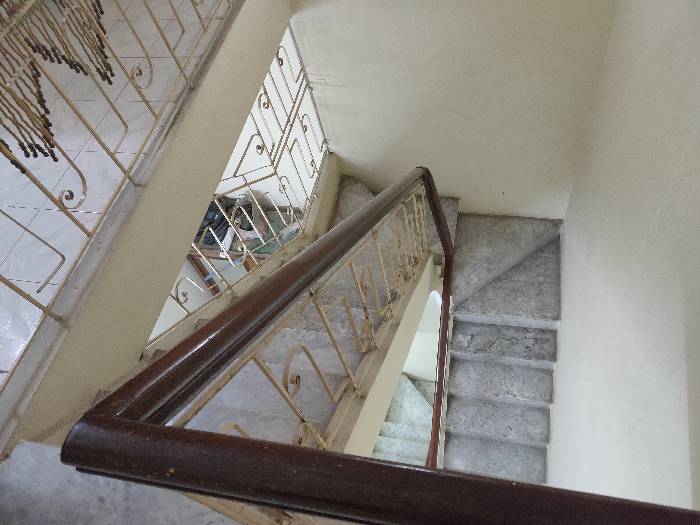 Bán nhà Đồng Nhân - diện tích 87m2 3 tầng - Gần phố - giá 30 tỷ