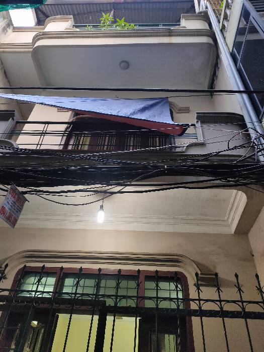 Bán nhà Đồng Nhân - diện tích 87m2 3 tầng - Gần phố - giá 30 tỷ