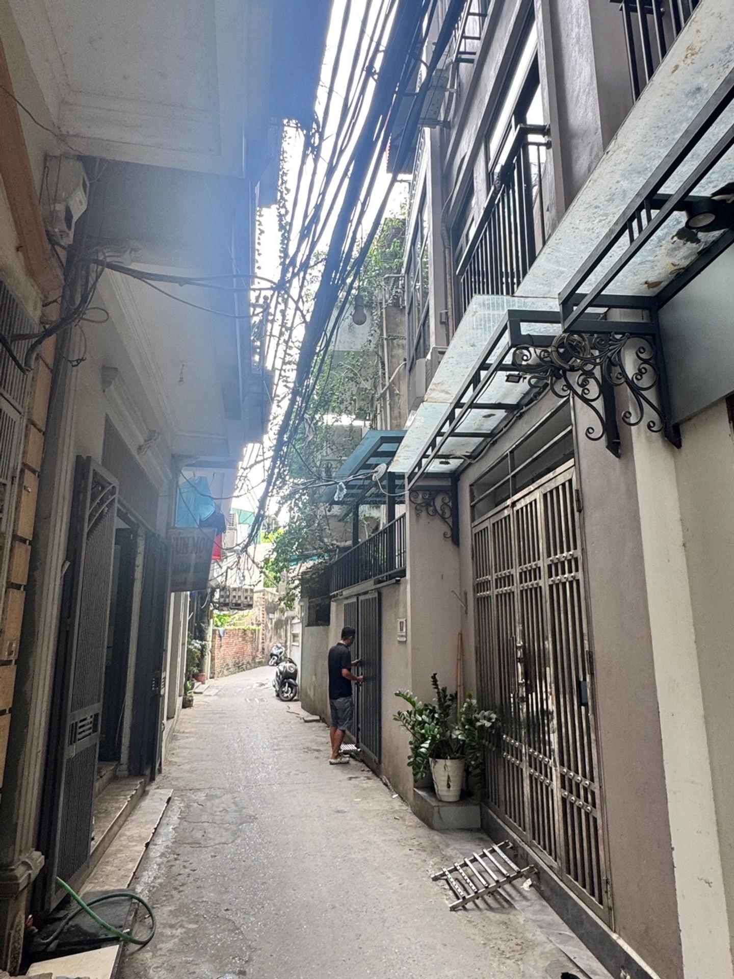 Bán nhà Minh Khai - diện tích 50m2 2 tầng - MẶT NGÕ THÔNG KD NHỎ - giá 13,5 tỷ